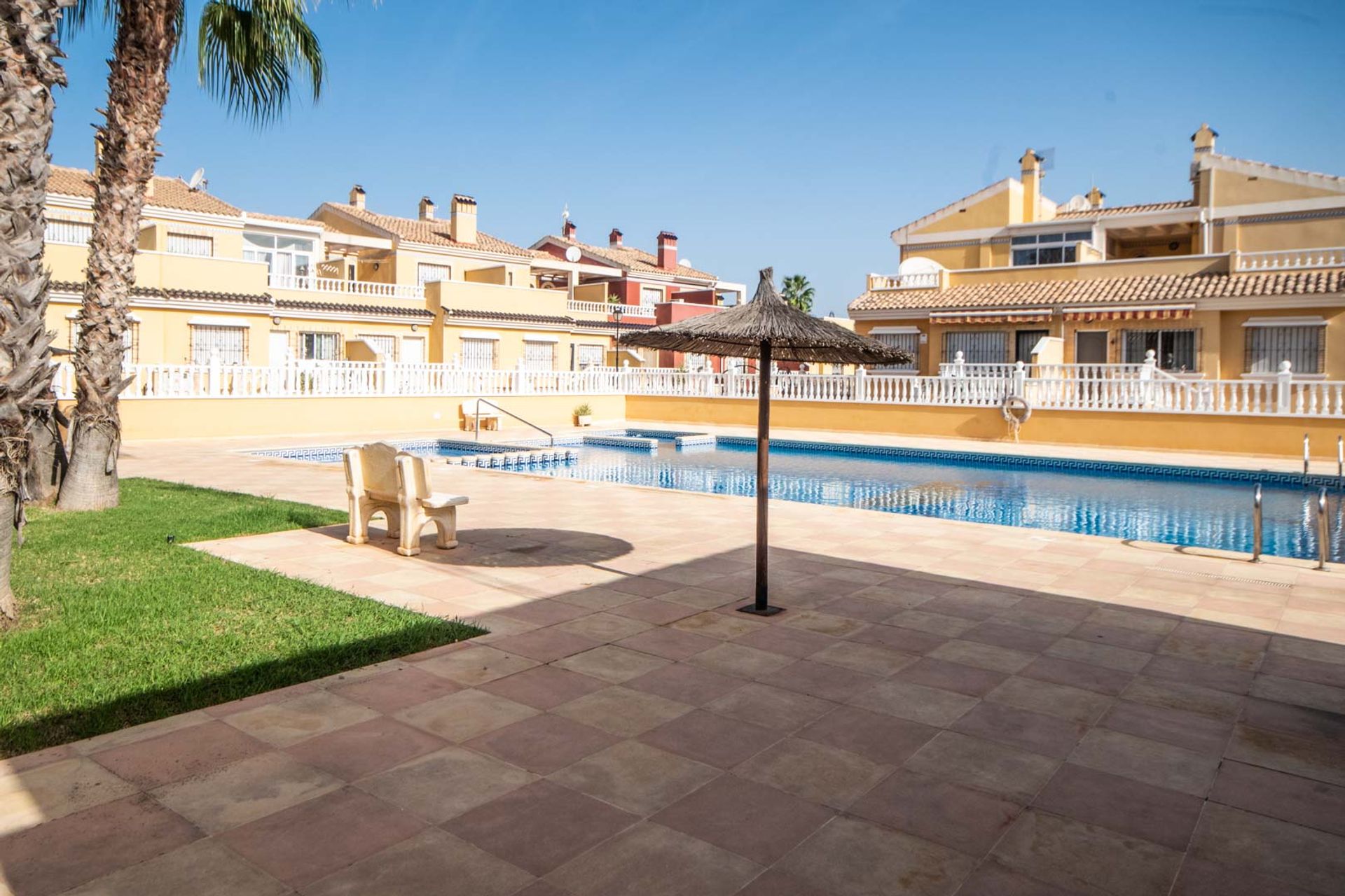 rumah dalam Torrevieja, Comunidad Valenciana 10842986