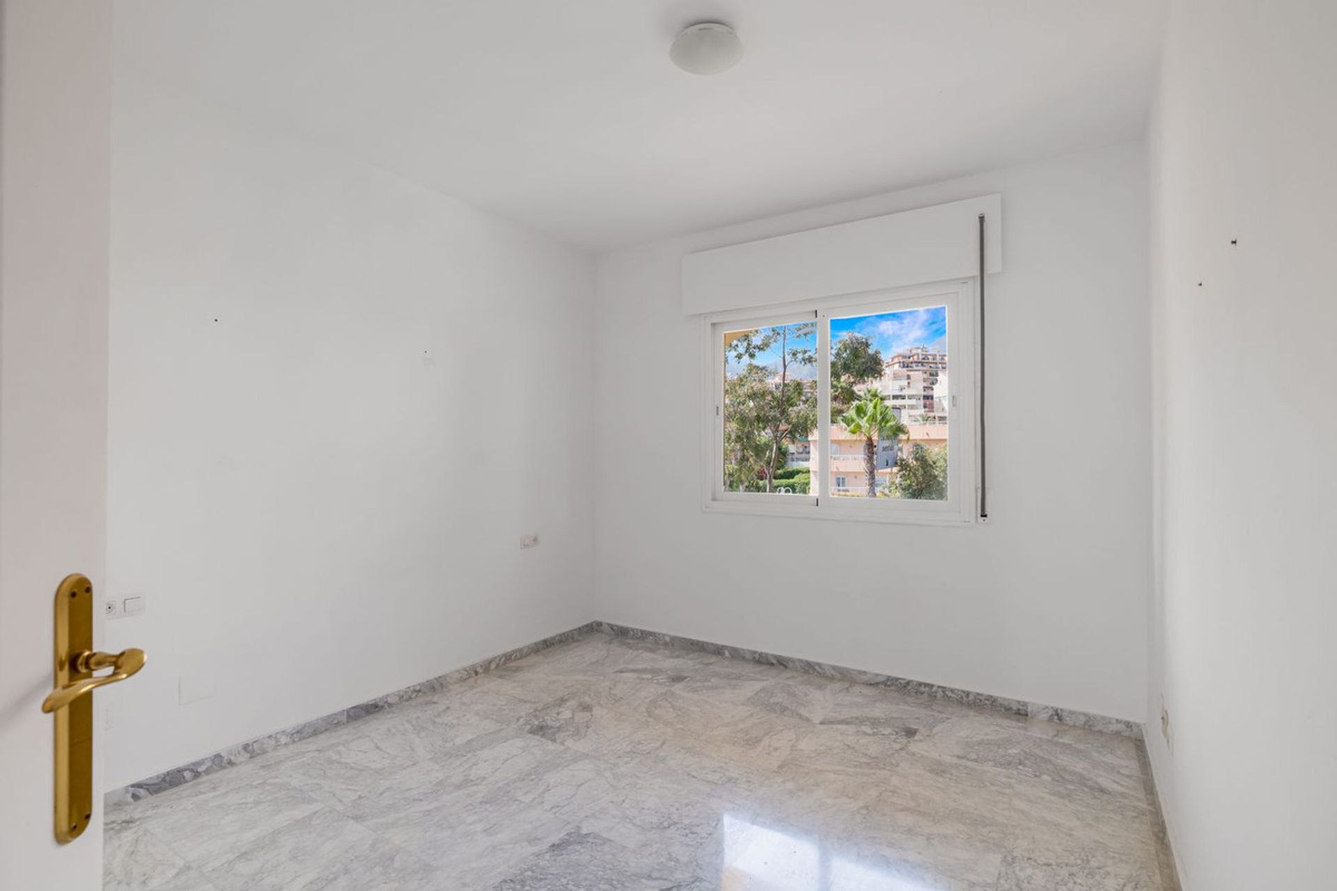 rumah dalam Benalmádena, Andalucía 10843090