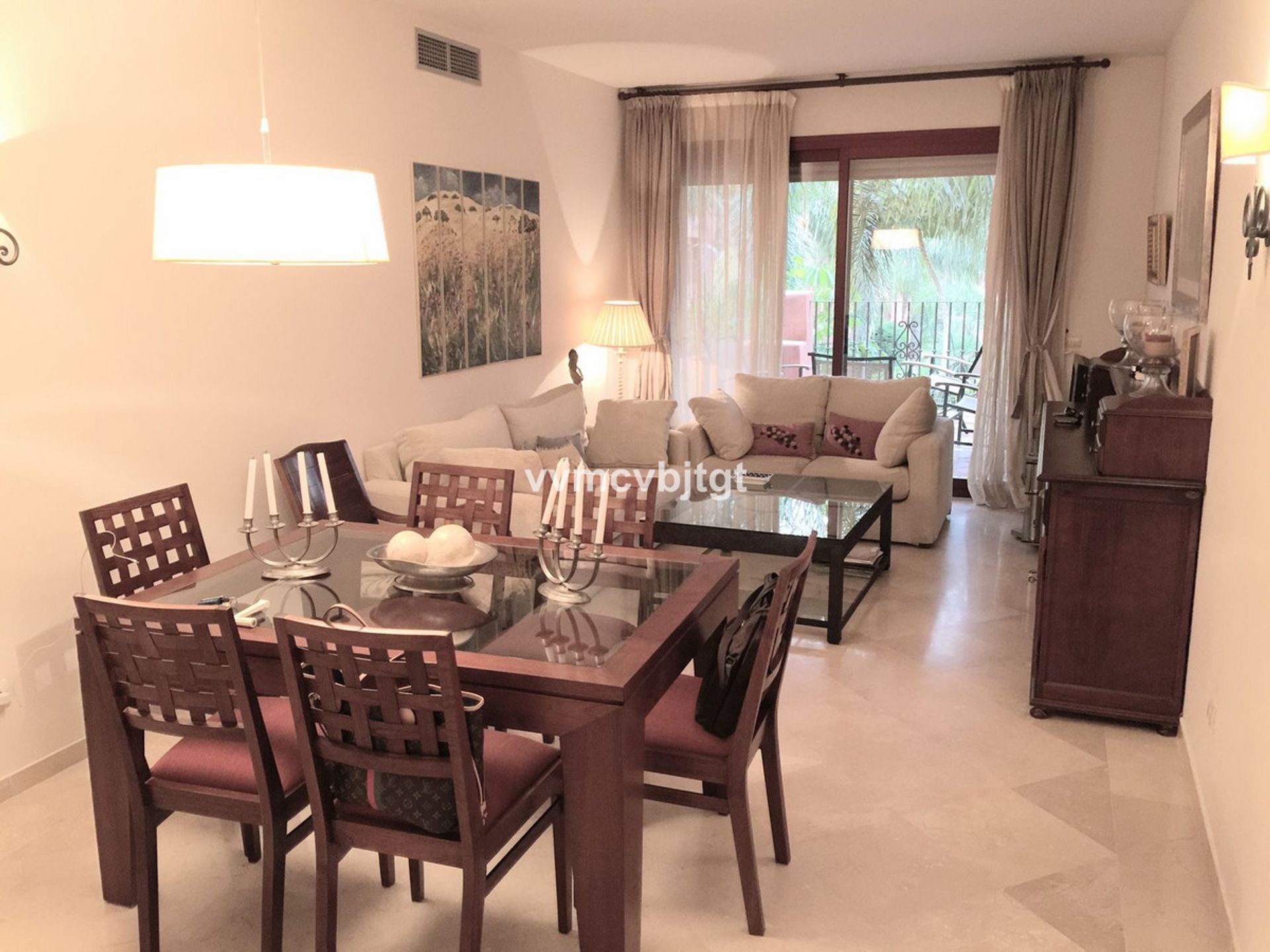 Condominium dans Marbella, Andalucía 10843306