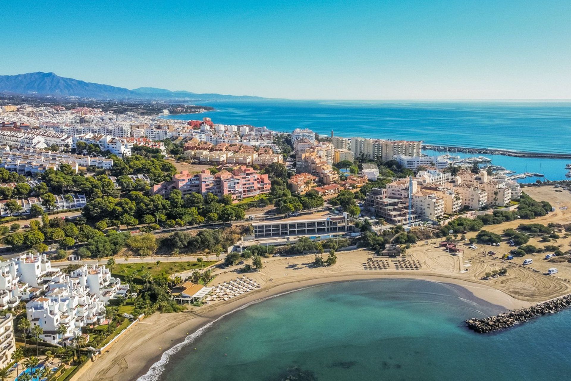 жилой дом в Estepona, Andalusia 10843331