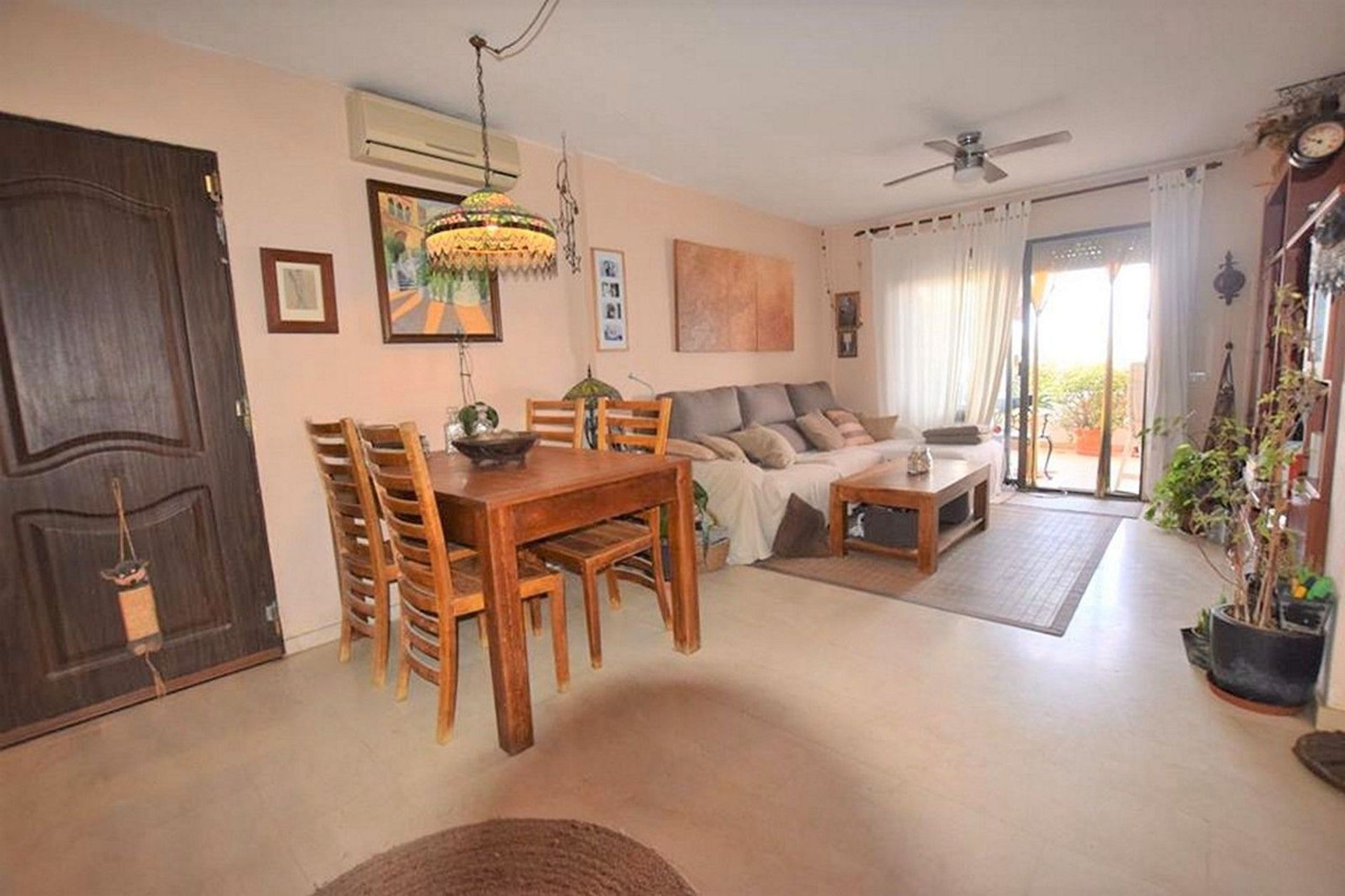 Condominio en Fuengirola, Andalucía 10843420