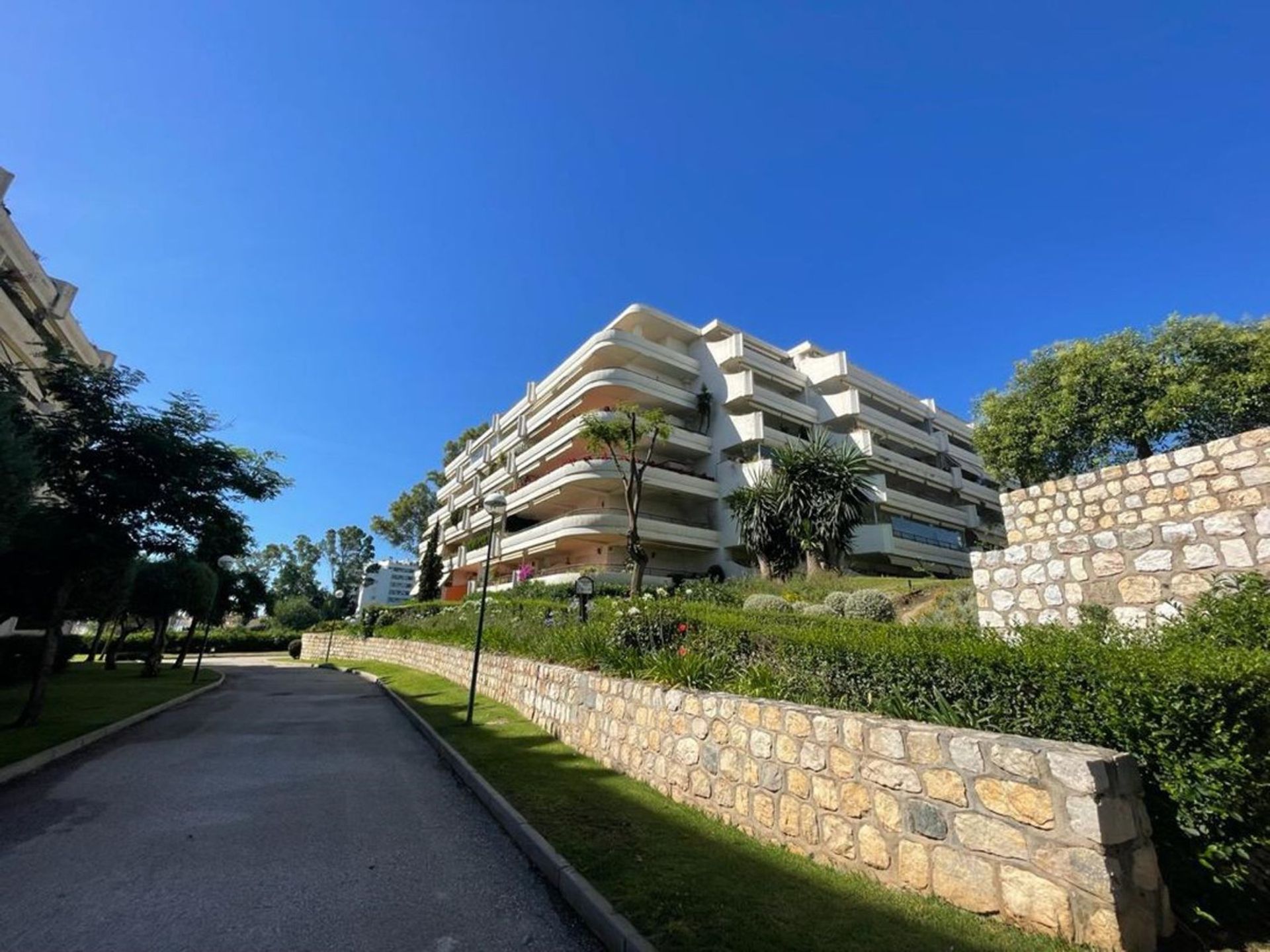 Condominio nel Marbella, Andalucía 10843432