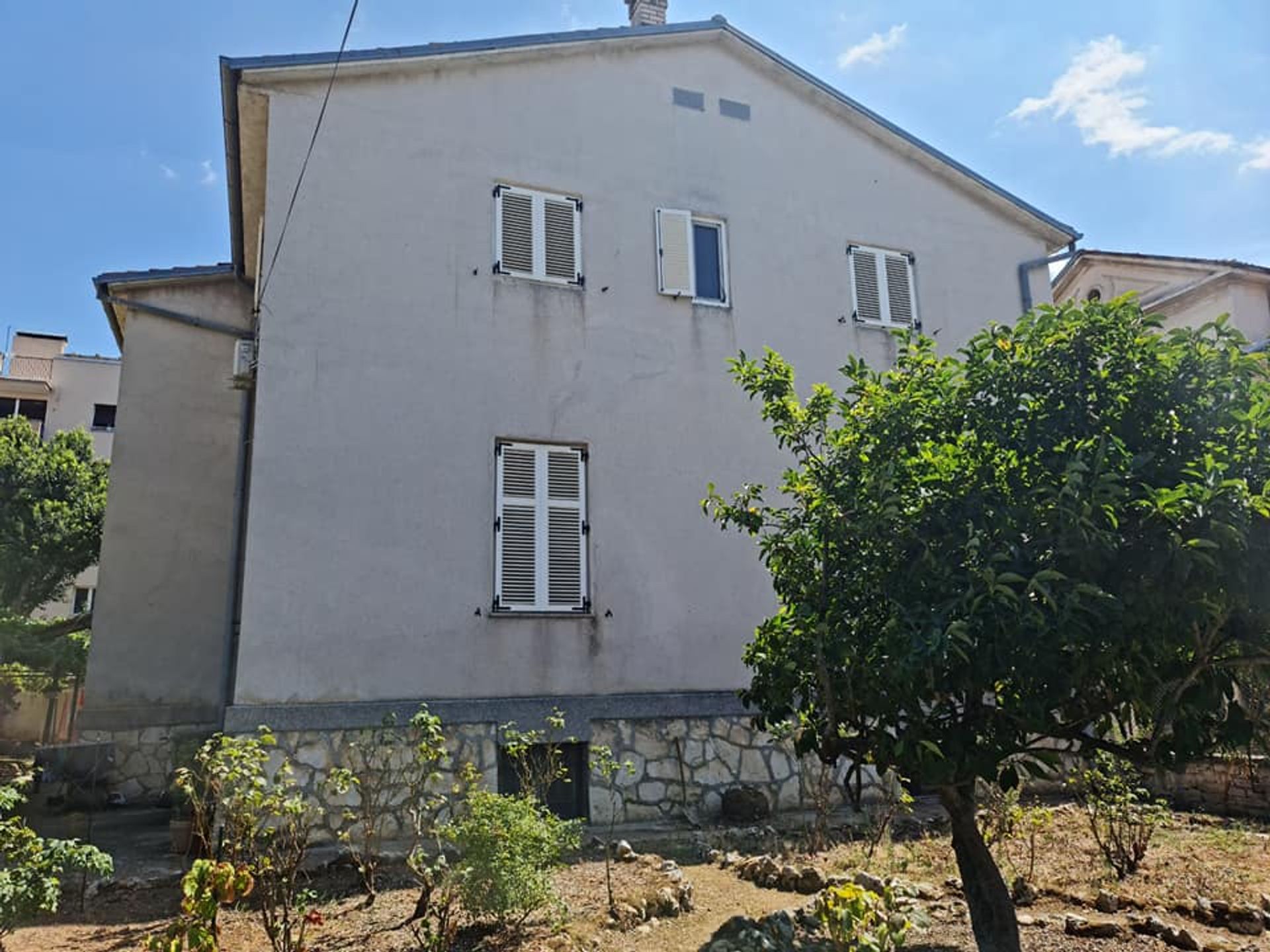 Condominio en Pula, Istarska županija 10843765