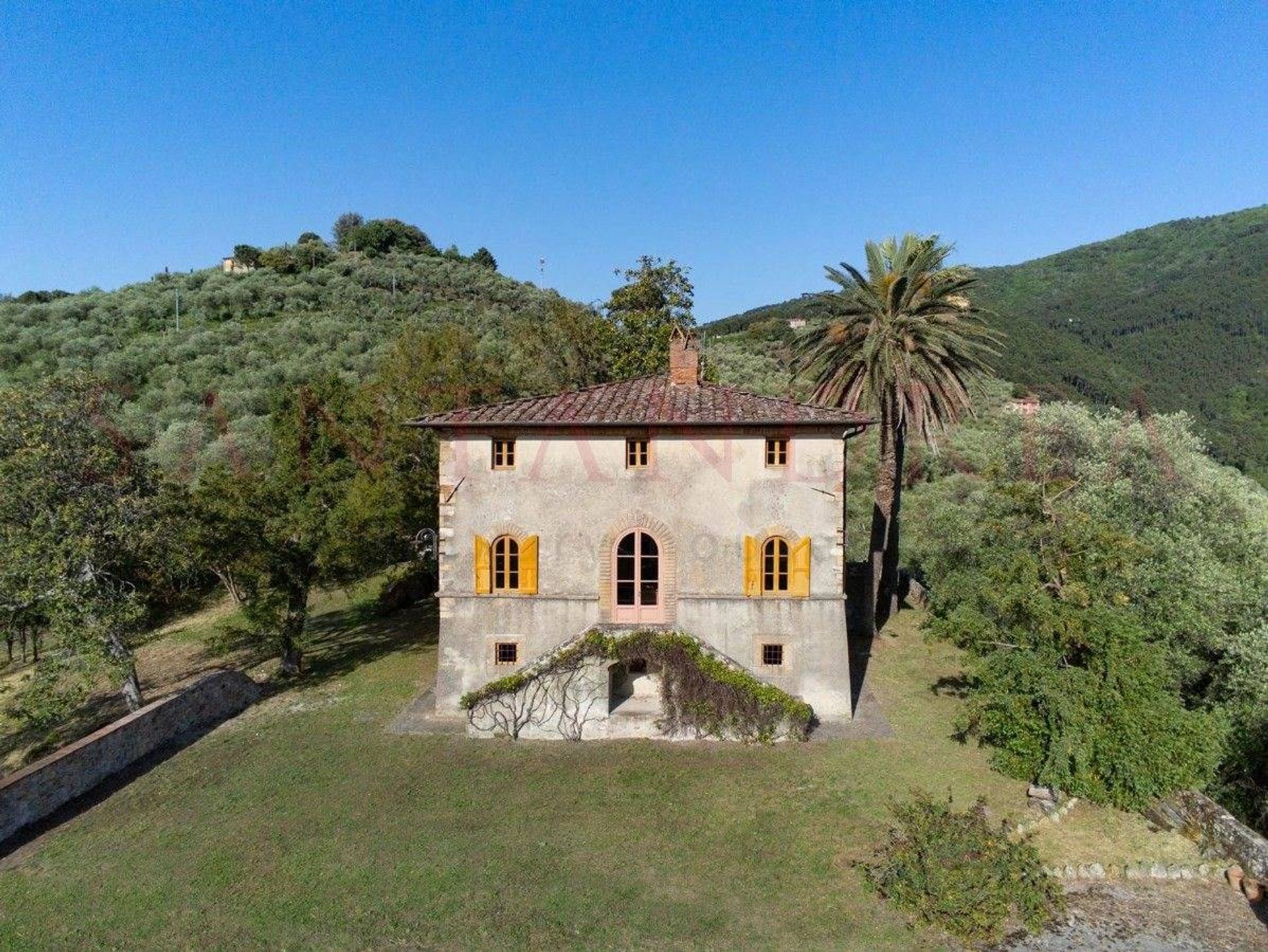 Rumah di Capannori, Tuscany 10843867