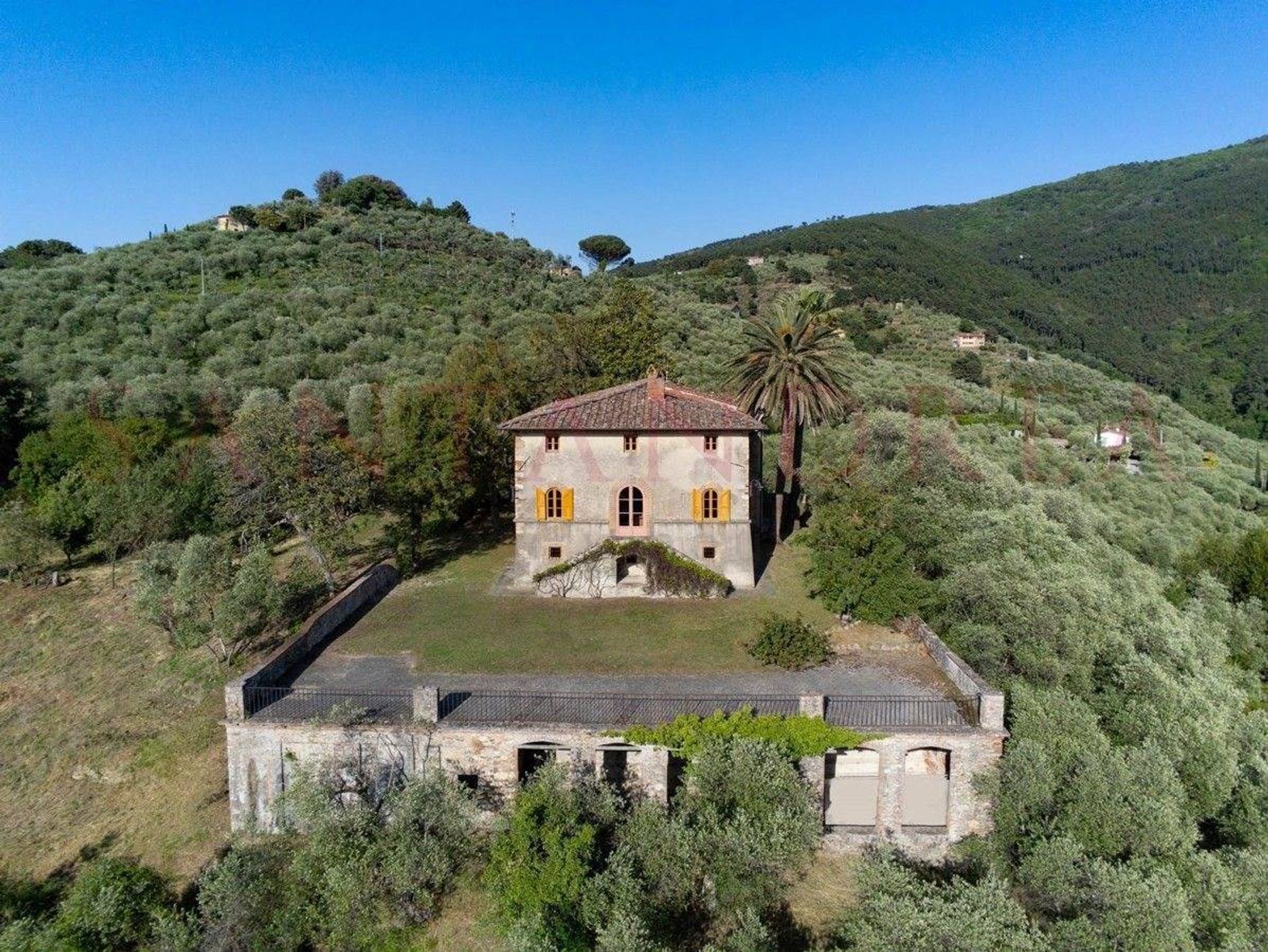 Rumah di Capannori, Tuscany 10843867