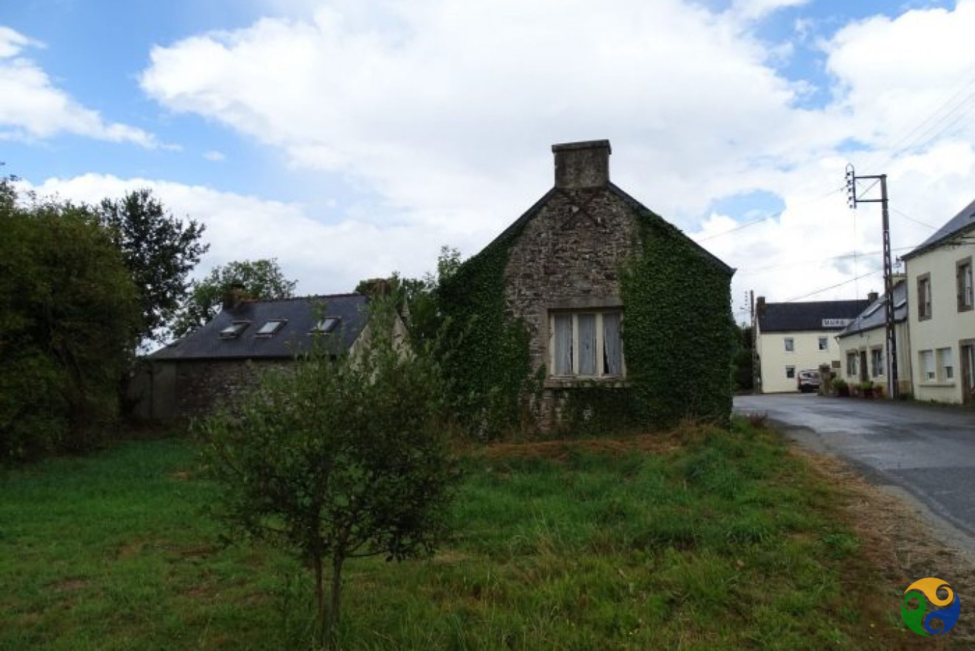 loger dans Tréogan, Bretagne 10843899