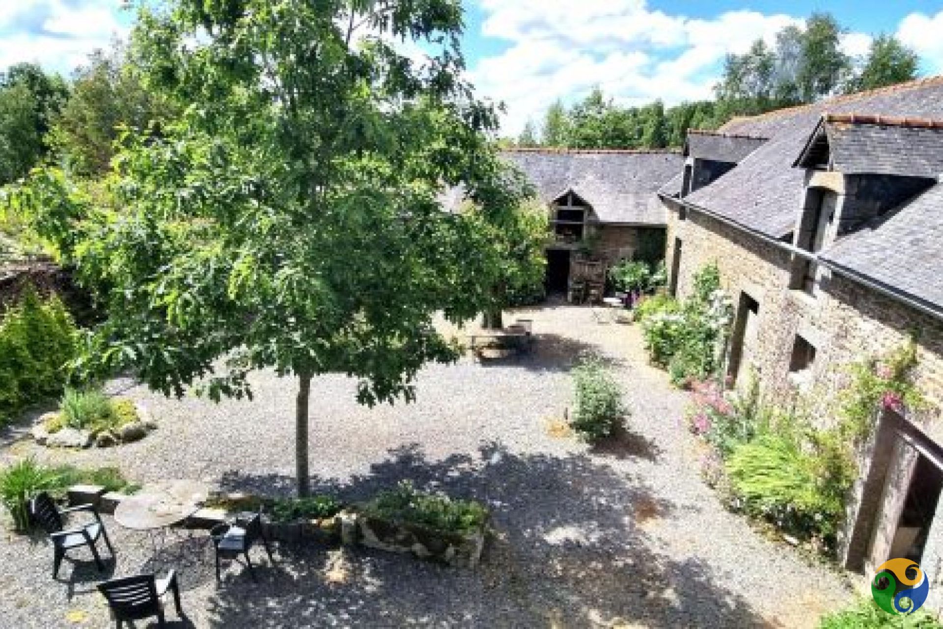 Huis in Le Mené, Brittany 10843940