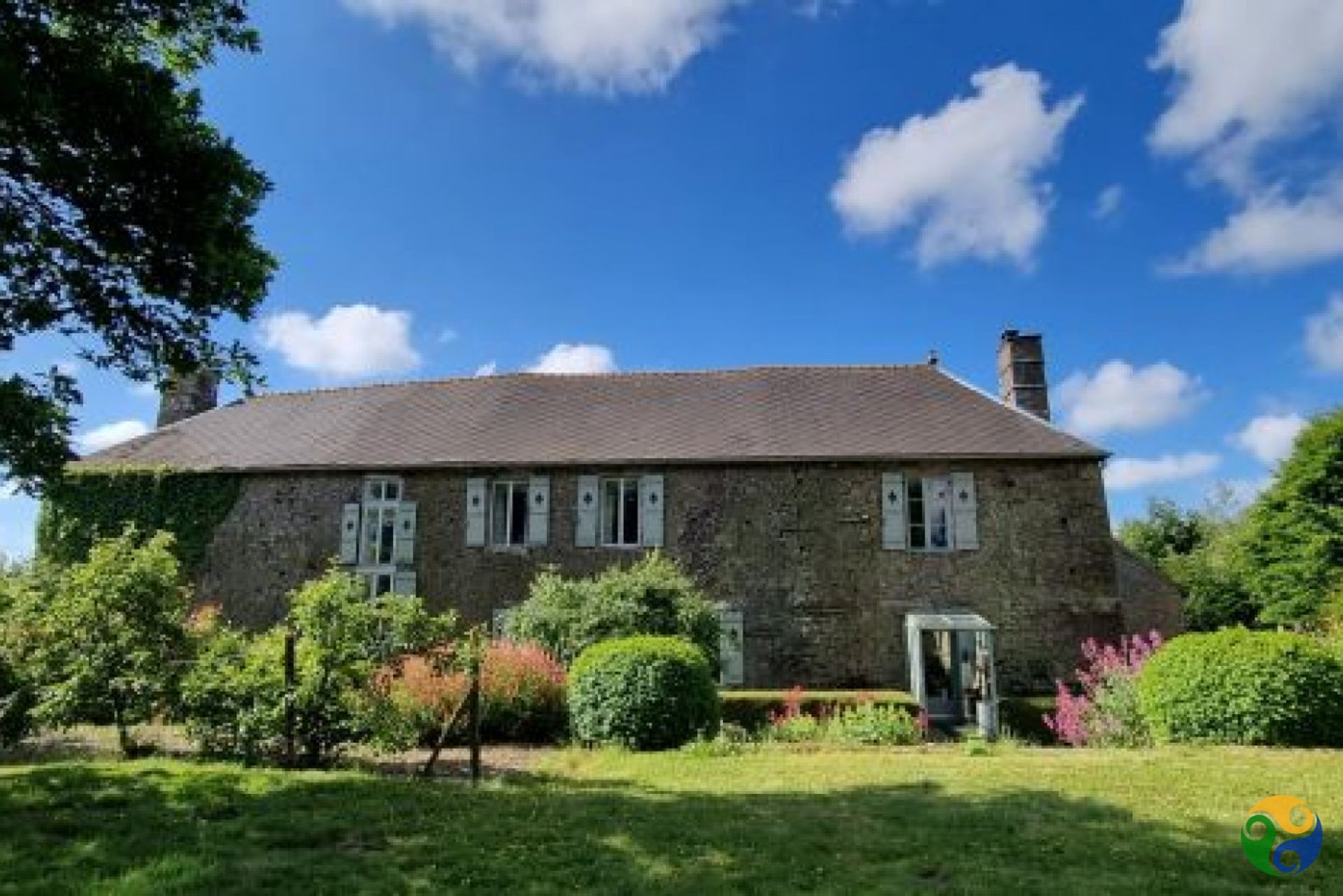 casa no Le Mené, Brittany 10843940