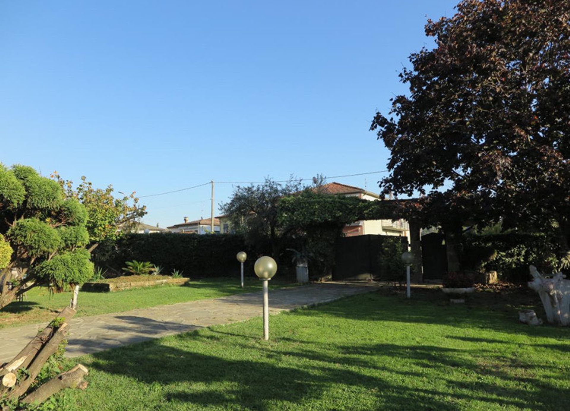 Condominium in Pescia, Tuscany 10843949