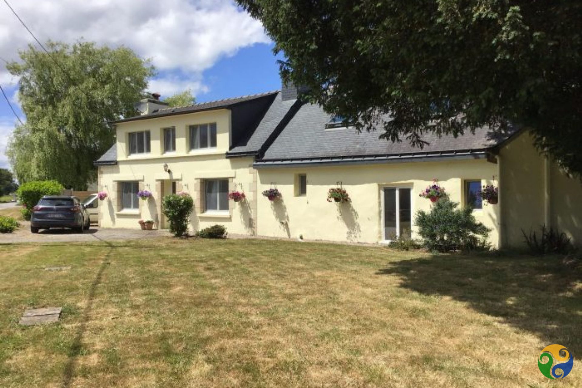 Condominium in Guiscriff, Bretagne 10843980