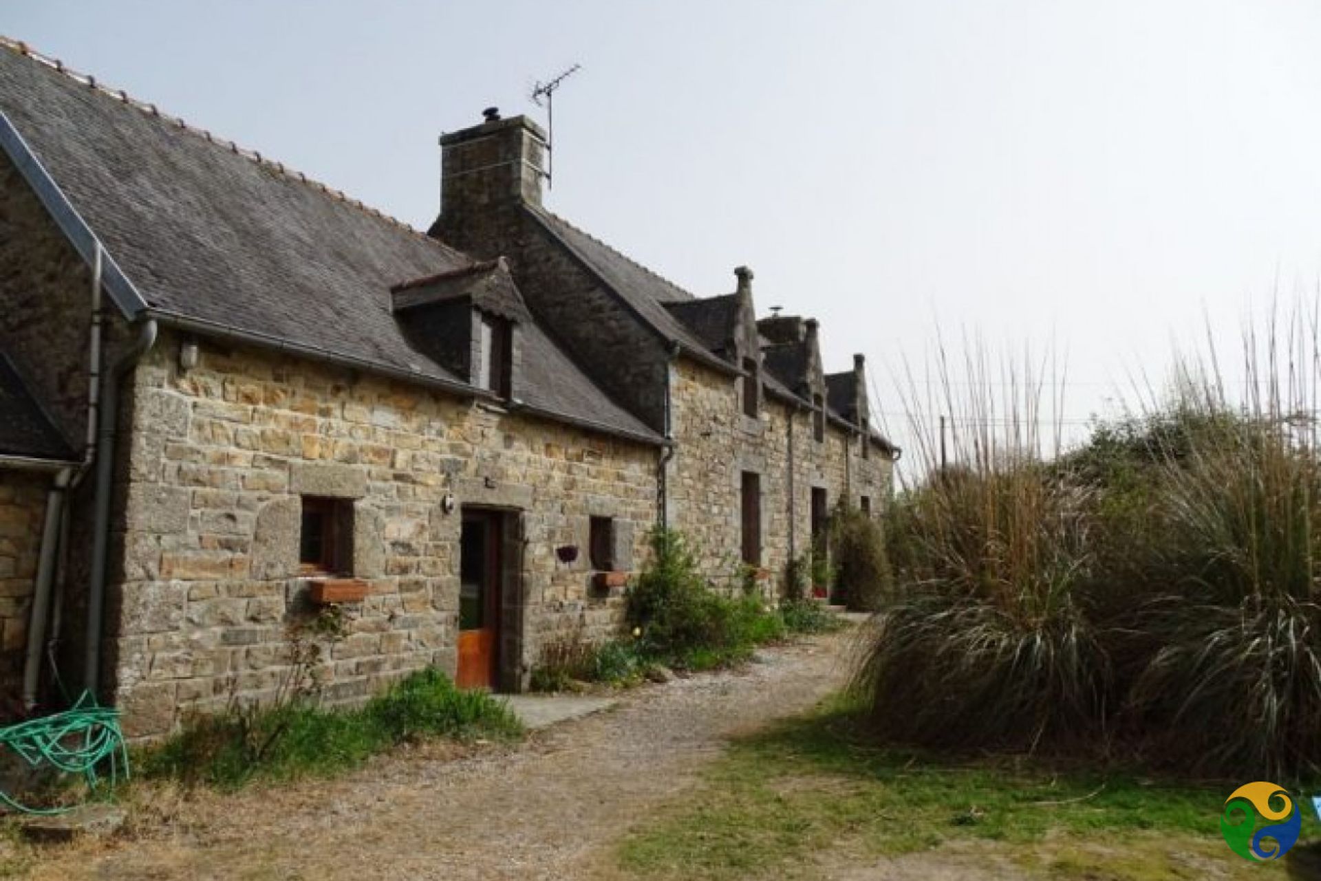 Rumah di Maël-Pestivien, Brittany 10844042