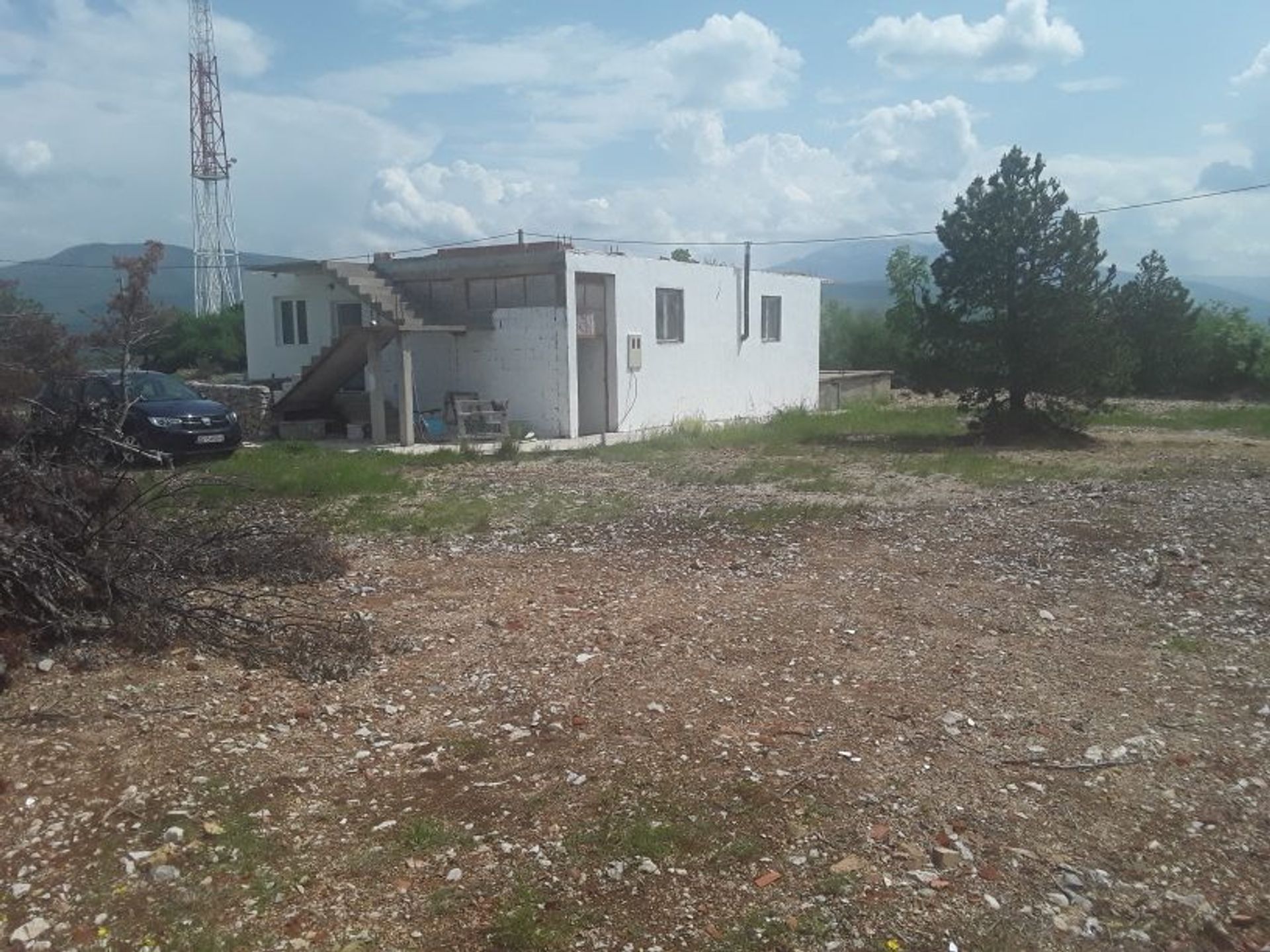 Rumah di Knin, Šibenik-Knin County 10844073