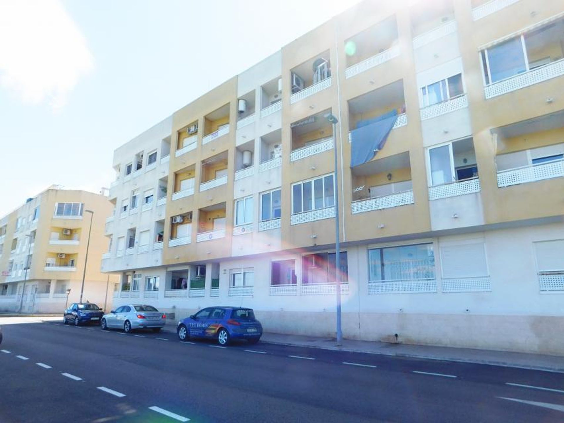 Condominium in Almoradí, Comunidad Valenciana 10844091