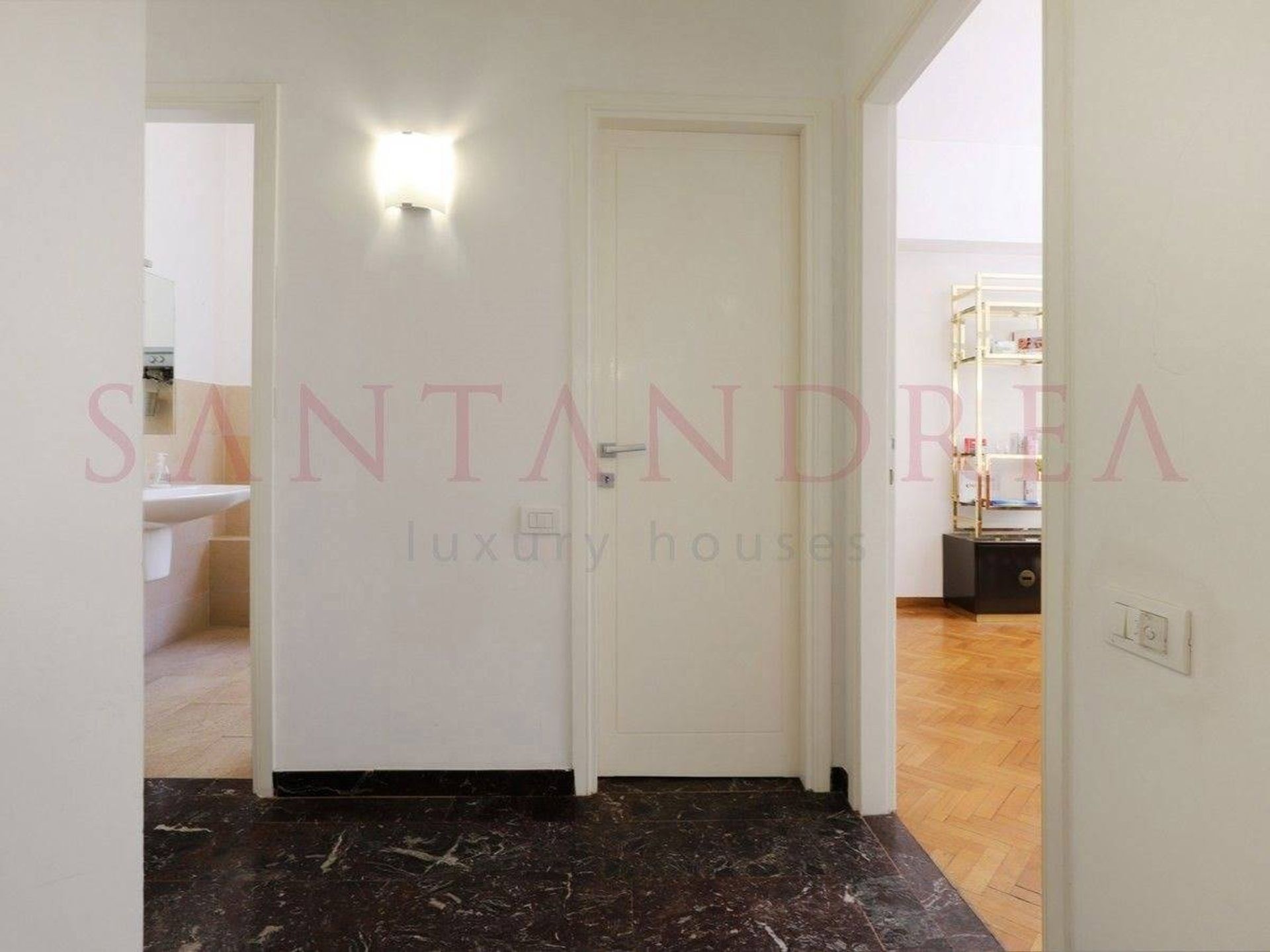 Condominium dans Florence, Tuscany 10844179