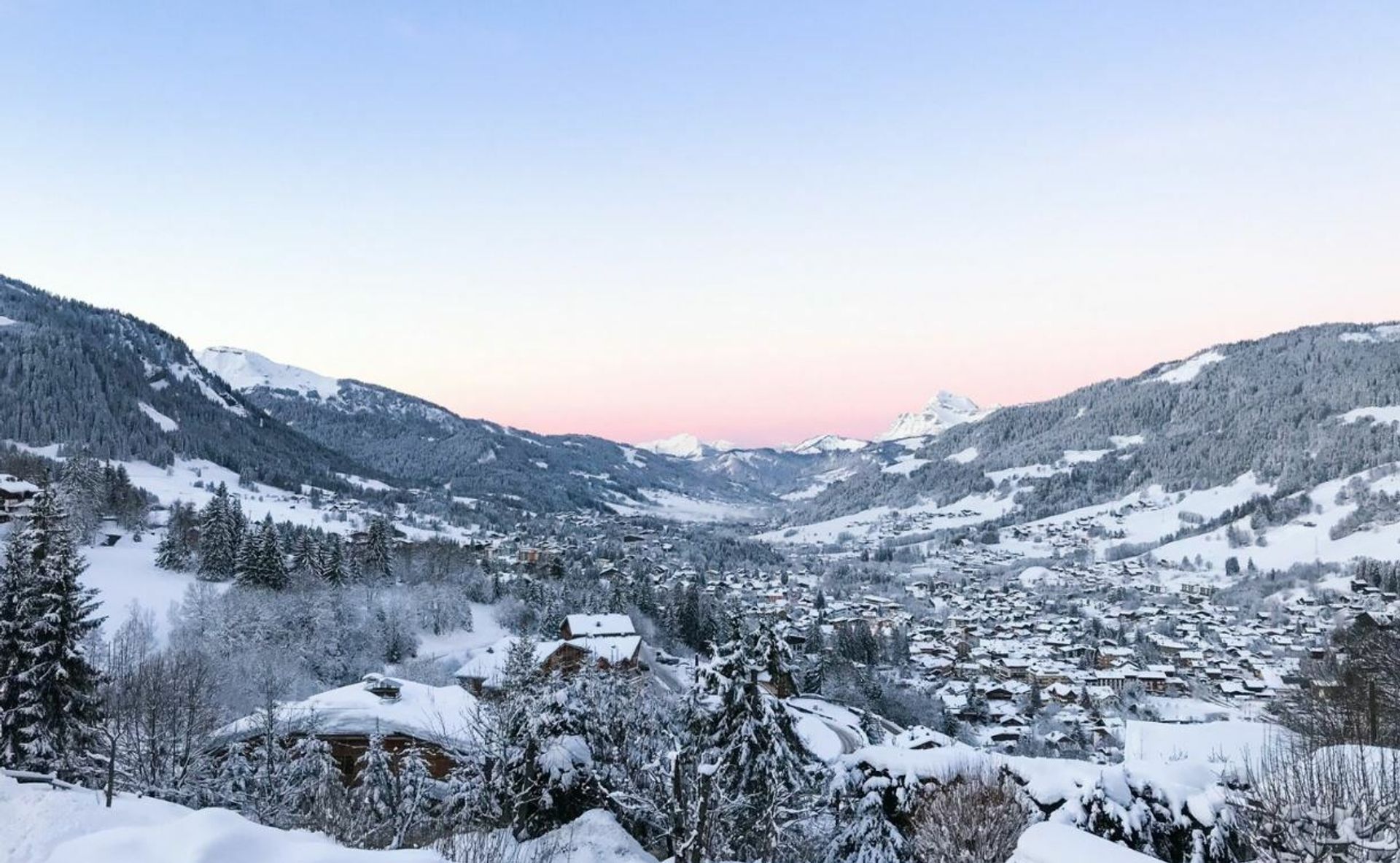 Квартира в Megève, Auvergne-Rhône-Alpes 10844190