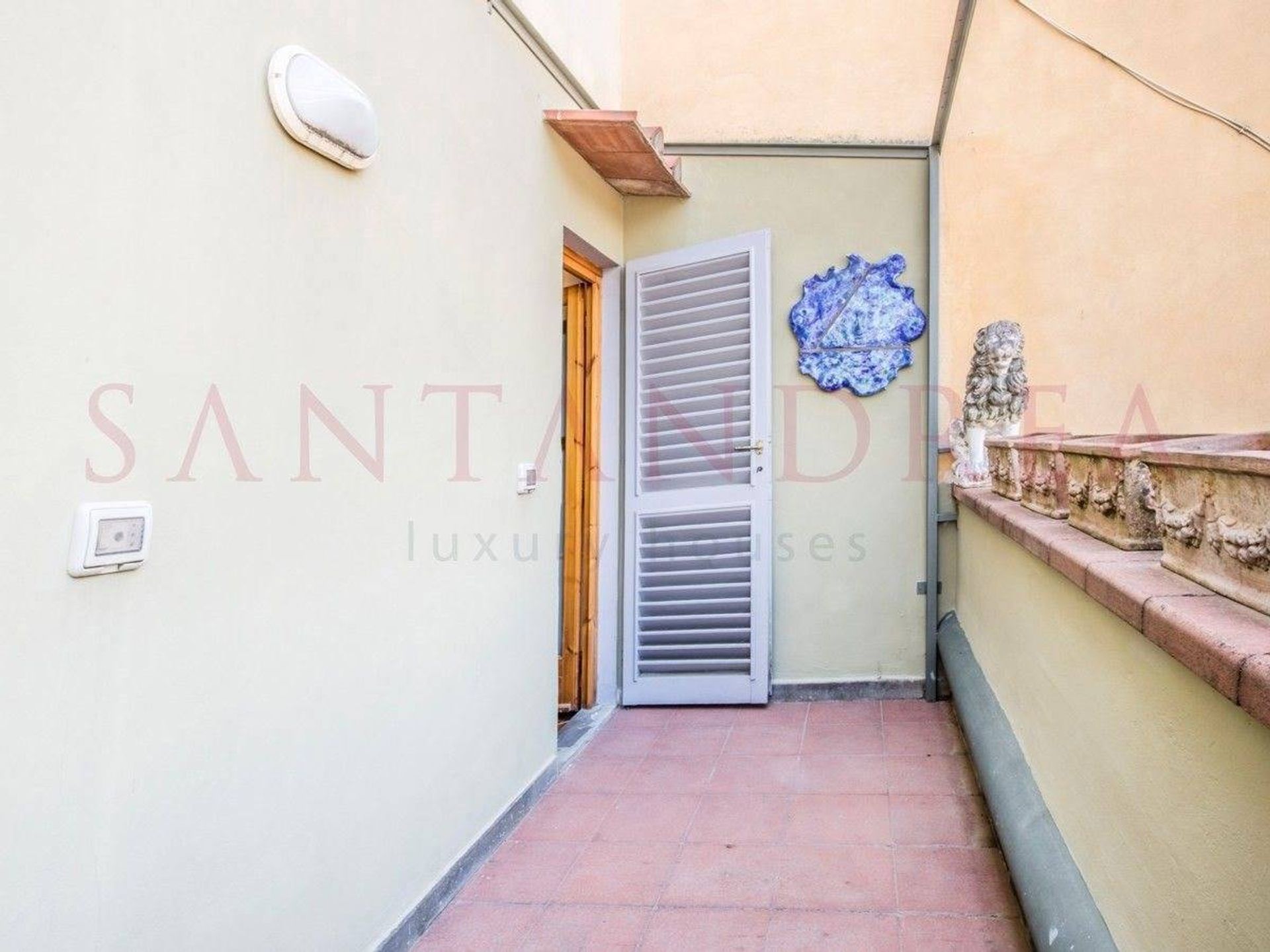 Condominium in Florence, Tuscany 10844230