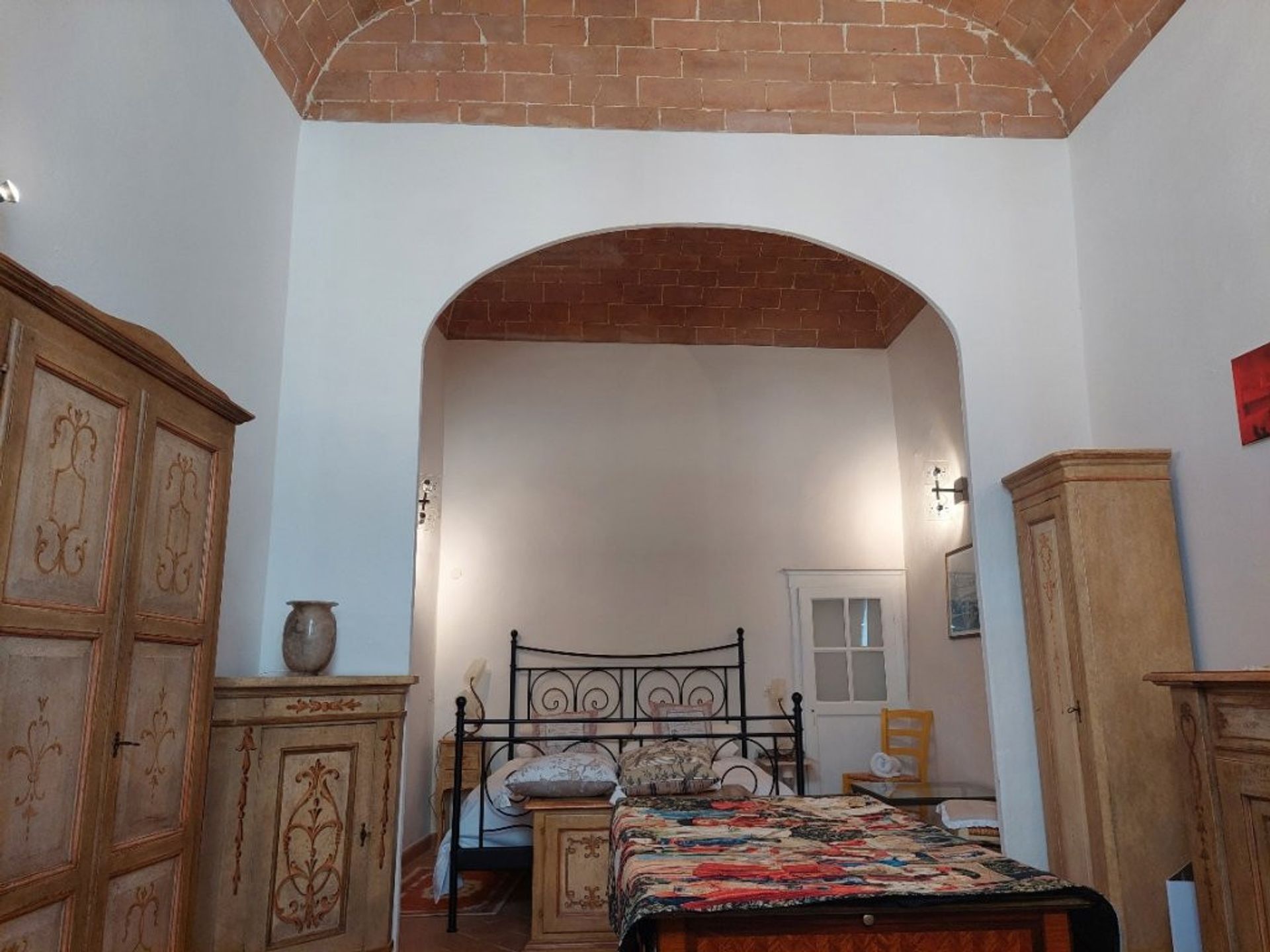 Condominium in Volterra, Tuscany 10844284