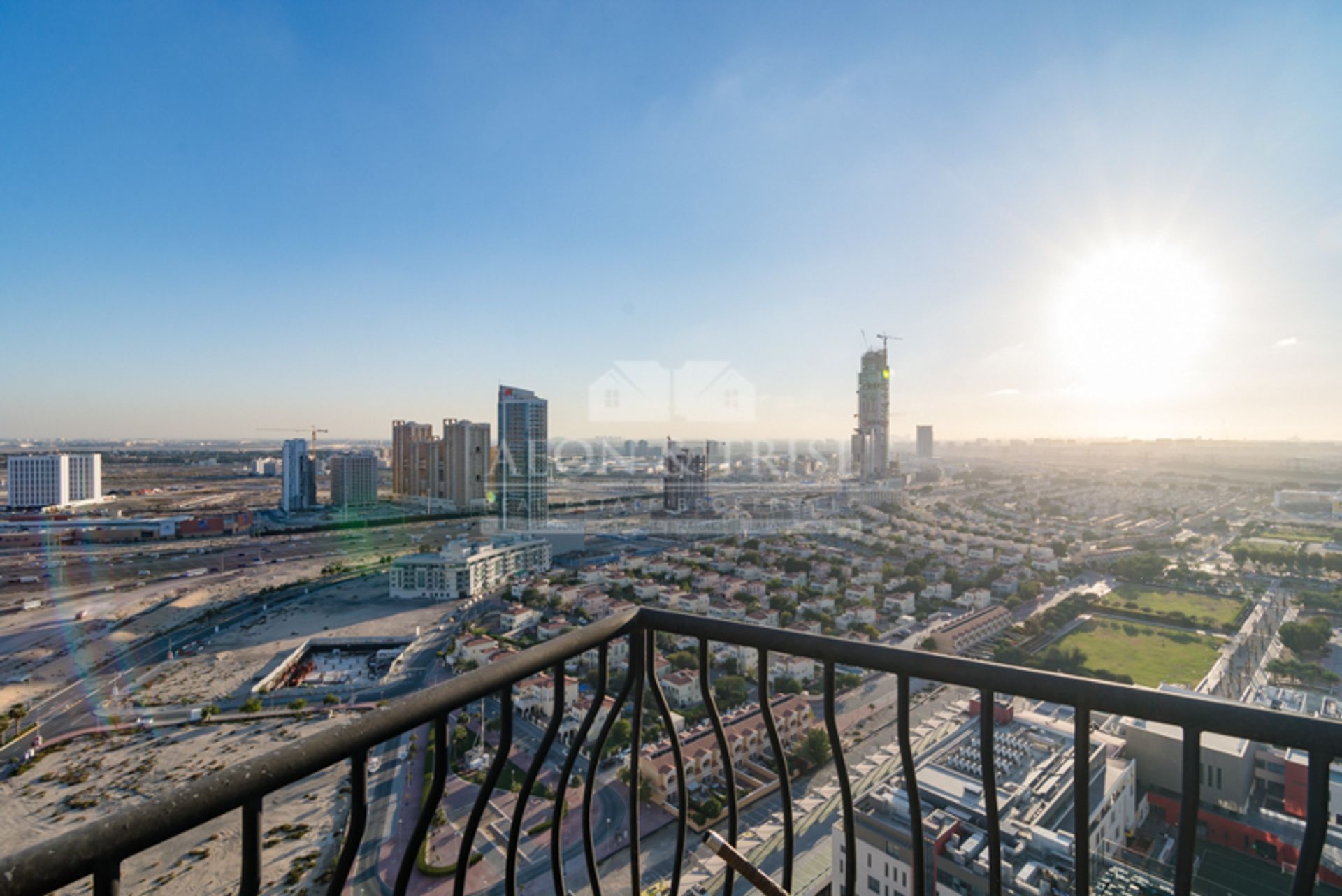 Condominium in Dubai, Dubai 10844547