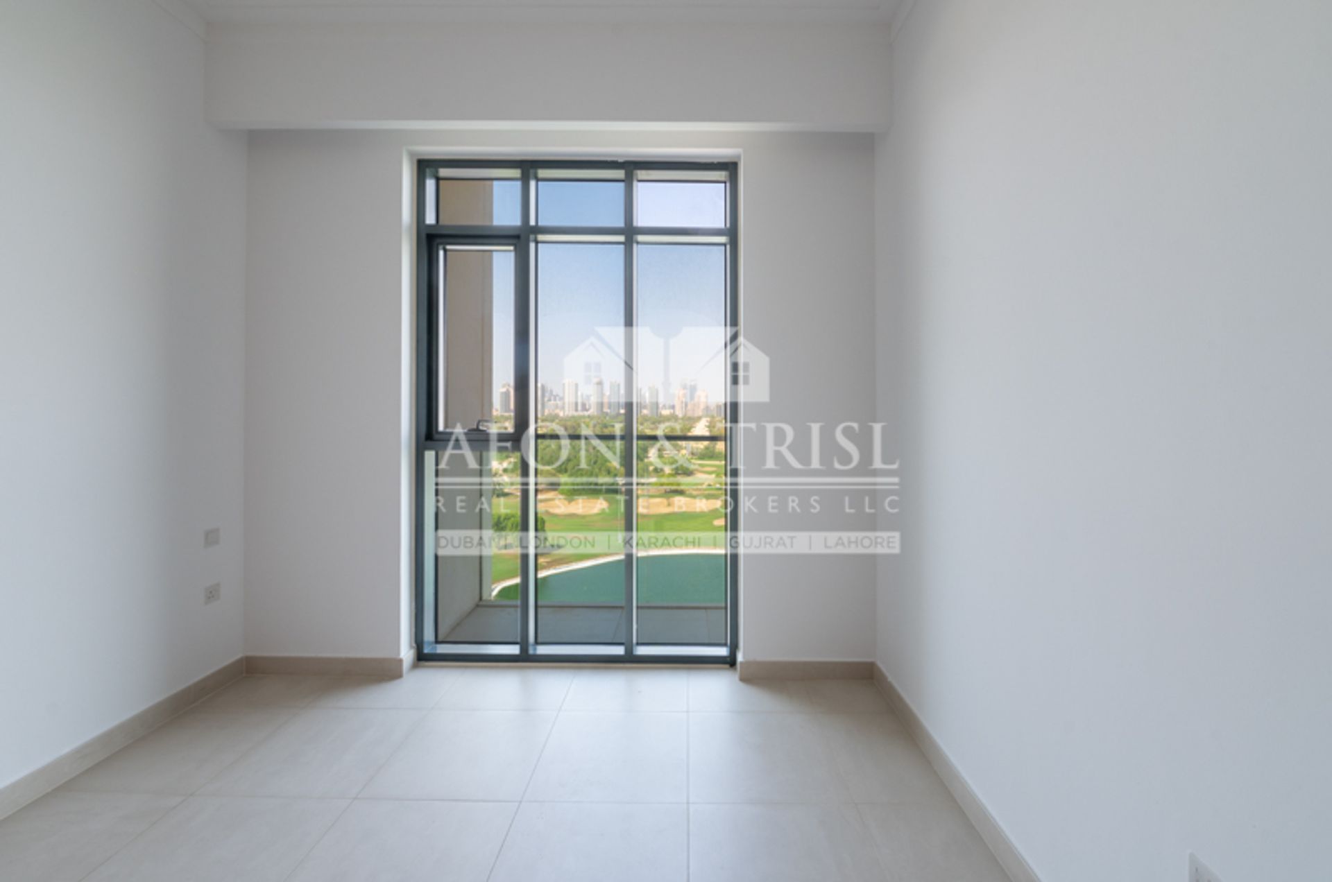 Condominium in Dubai, Dubayy 10844564