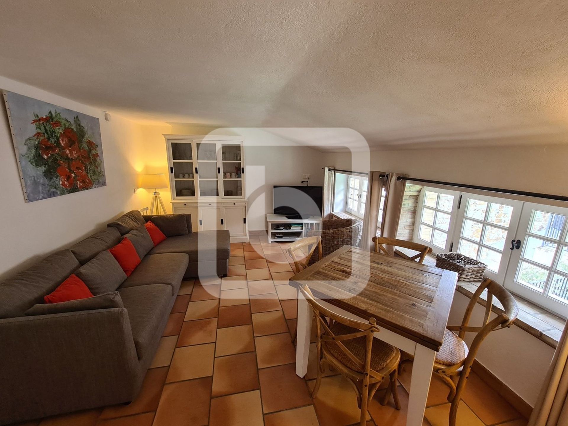 公寓 在 Le Plan-de-la-Tour, Provence-Alpes-Côte d'Azur 10844580