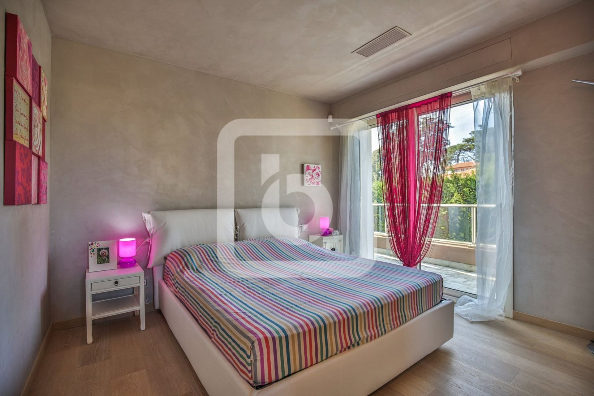 Hus i Antibes, Provence-Alpes-Côte d'Azur 10844603