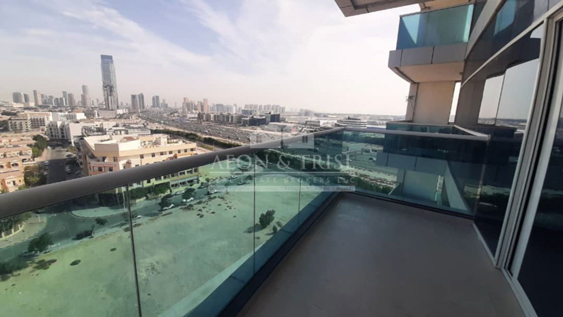 Condominium in Dubai, Dubai 10844628