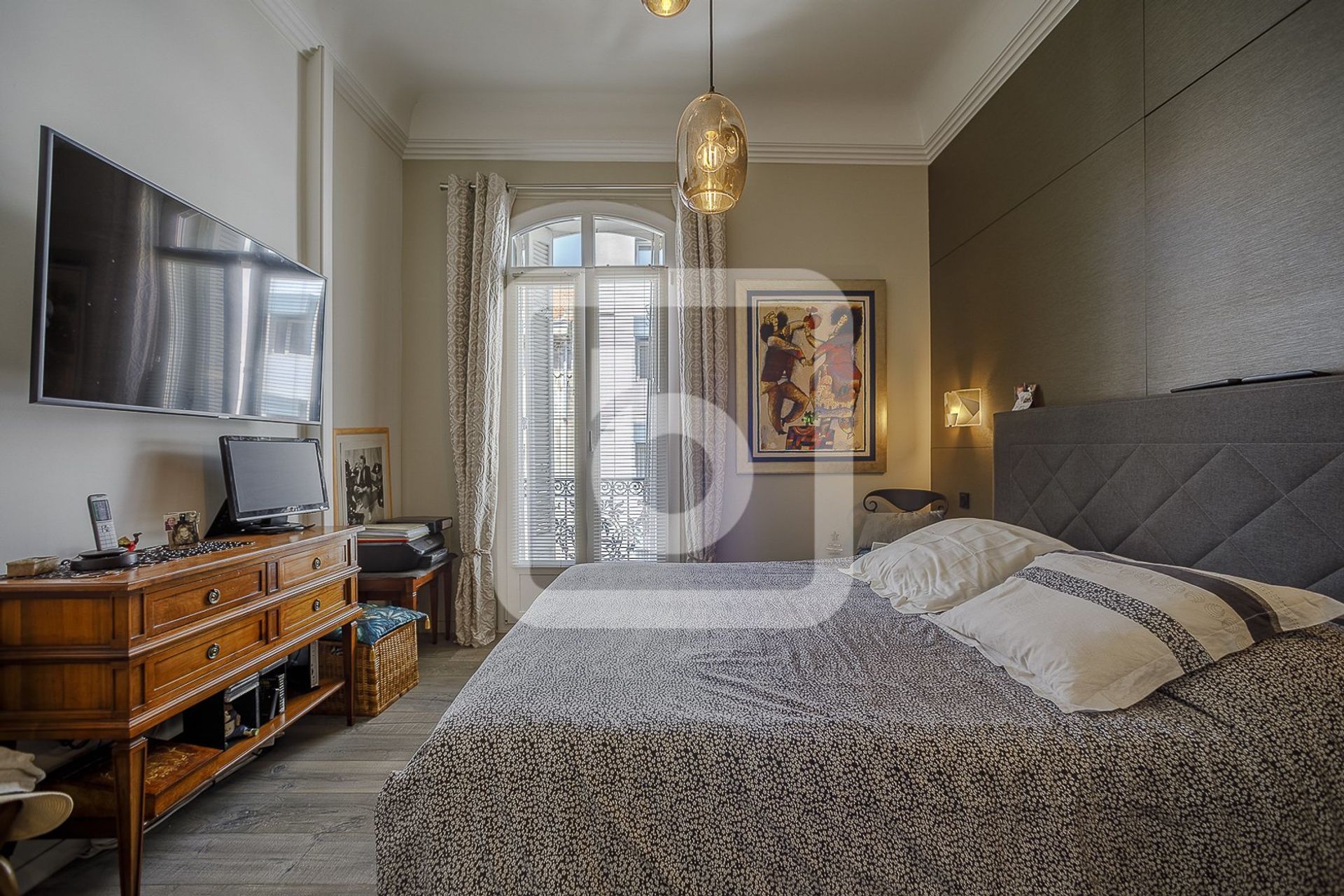 Condominium in Antibes, Provence-Alpes-Côte d'Azur 10844682