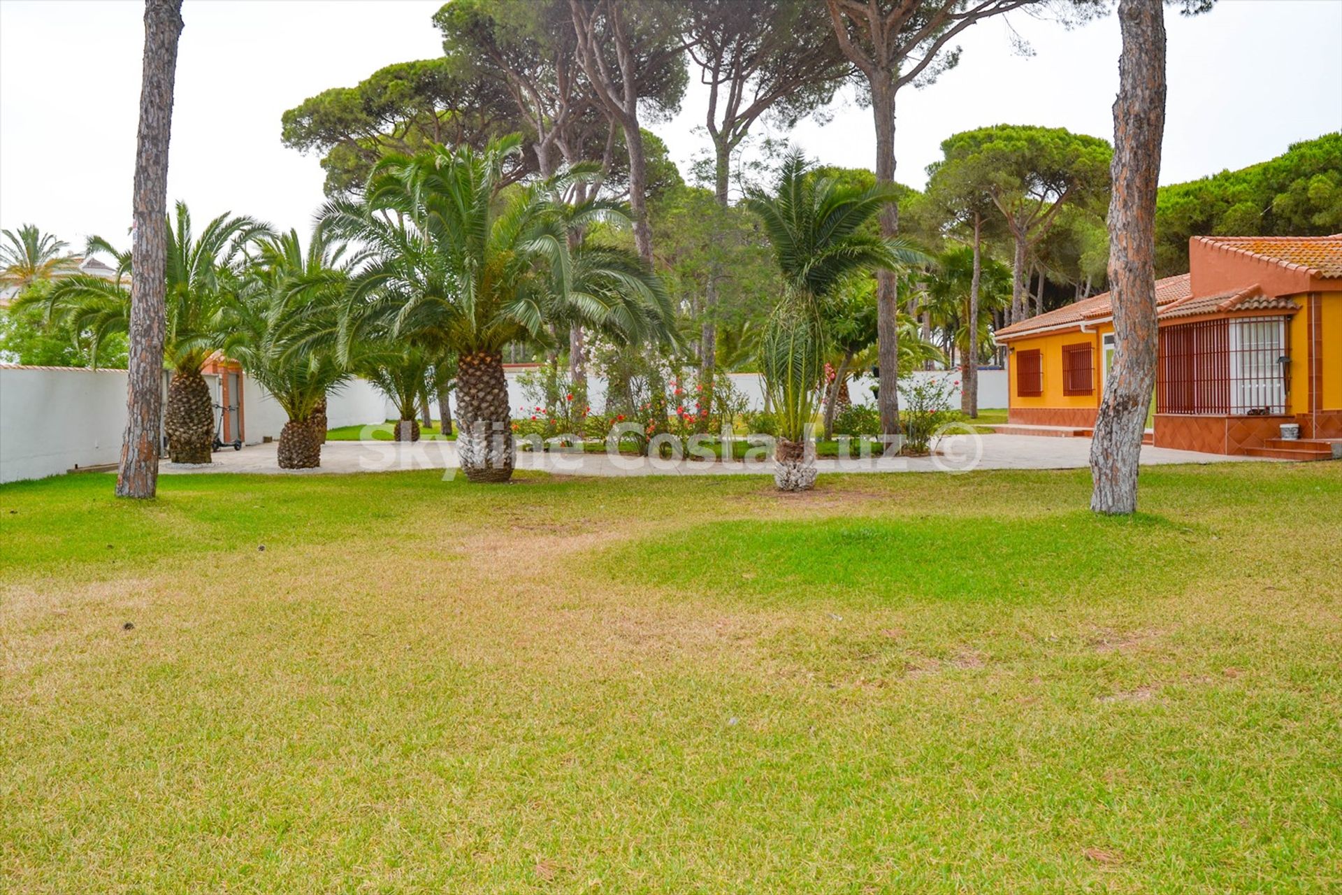 House in Chiclana de la Frontera, Andalucía 10845072