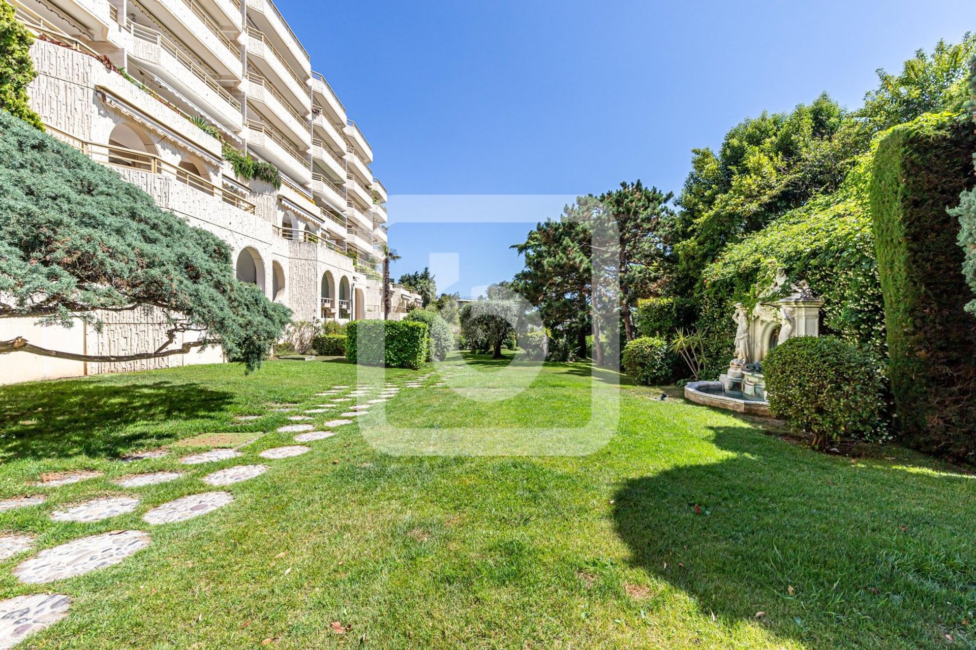 Kondominium w Cannes, Provence-Alpes-Côte d'Azur 10845237