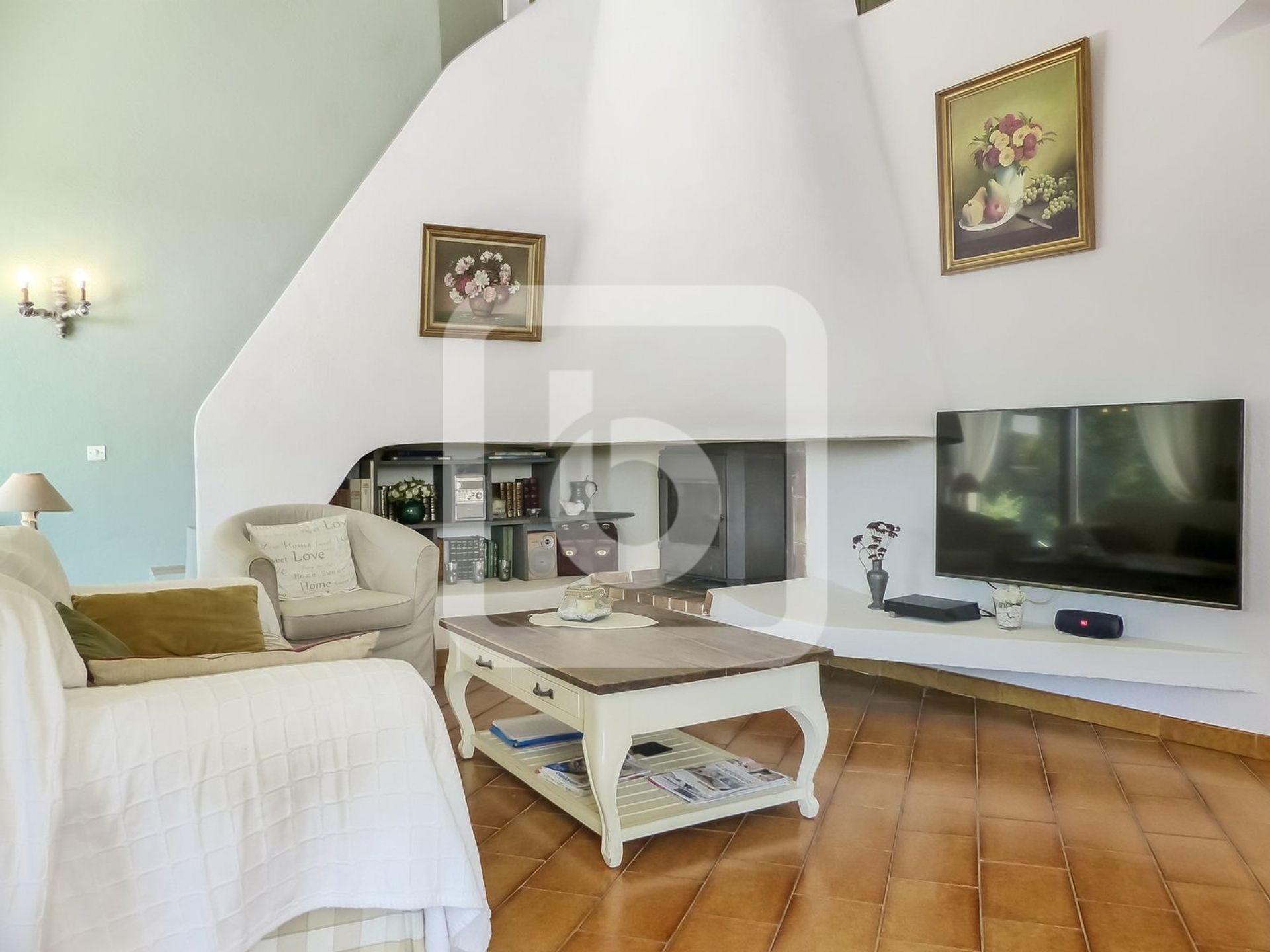 Будинок в La Roquebrussanne, Provence-Alpes-Cote d'Azur 10845250