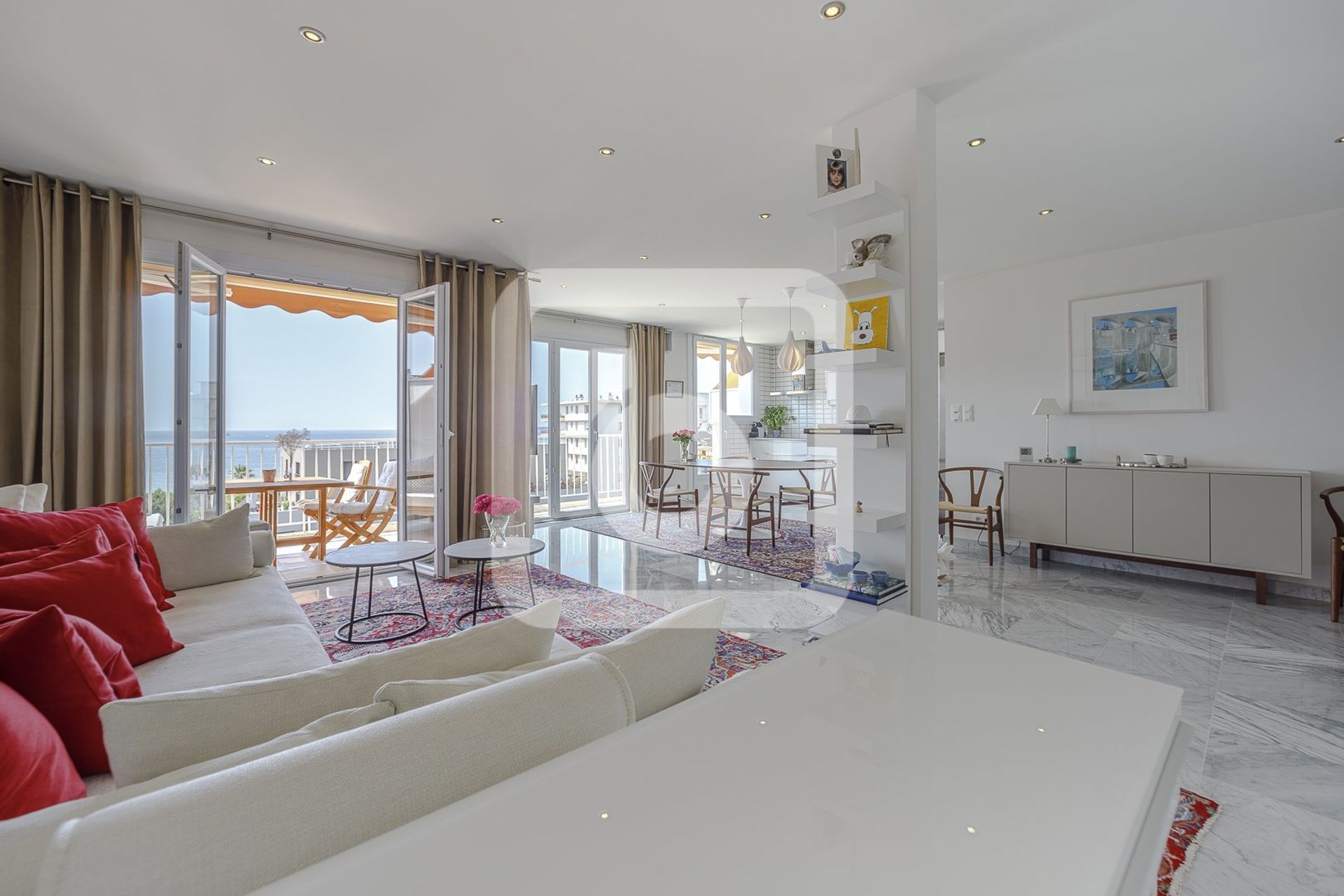 Condominium in Antibes, Provence-Alpes-Côte d'Azur 10845313