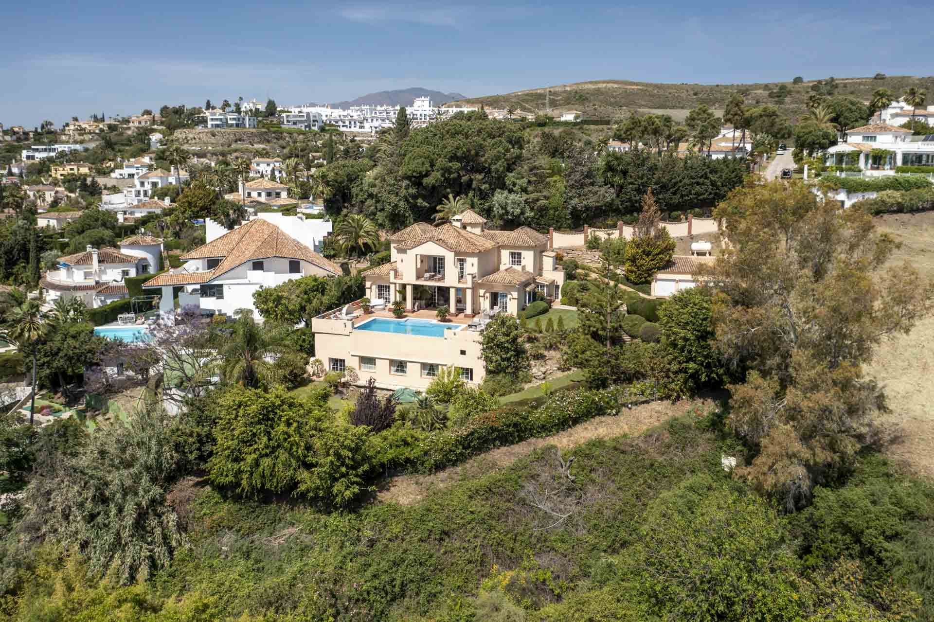 House in Benahavís, Andalucía 10845534