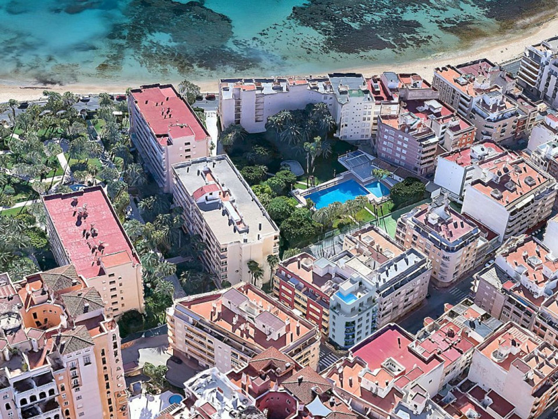 Будинок в Benidorm, Comunidad Valenciana 10845598