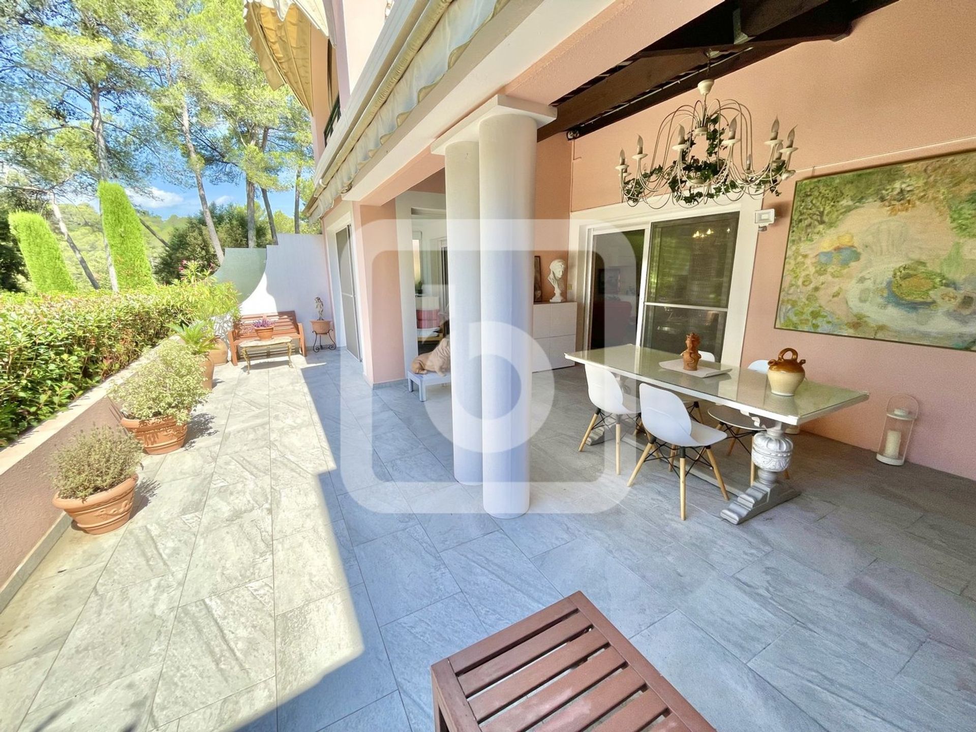 loger dans Mougins, Provence-Alpes-Côte d'Azur 10845806