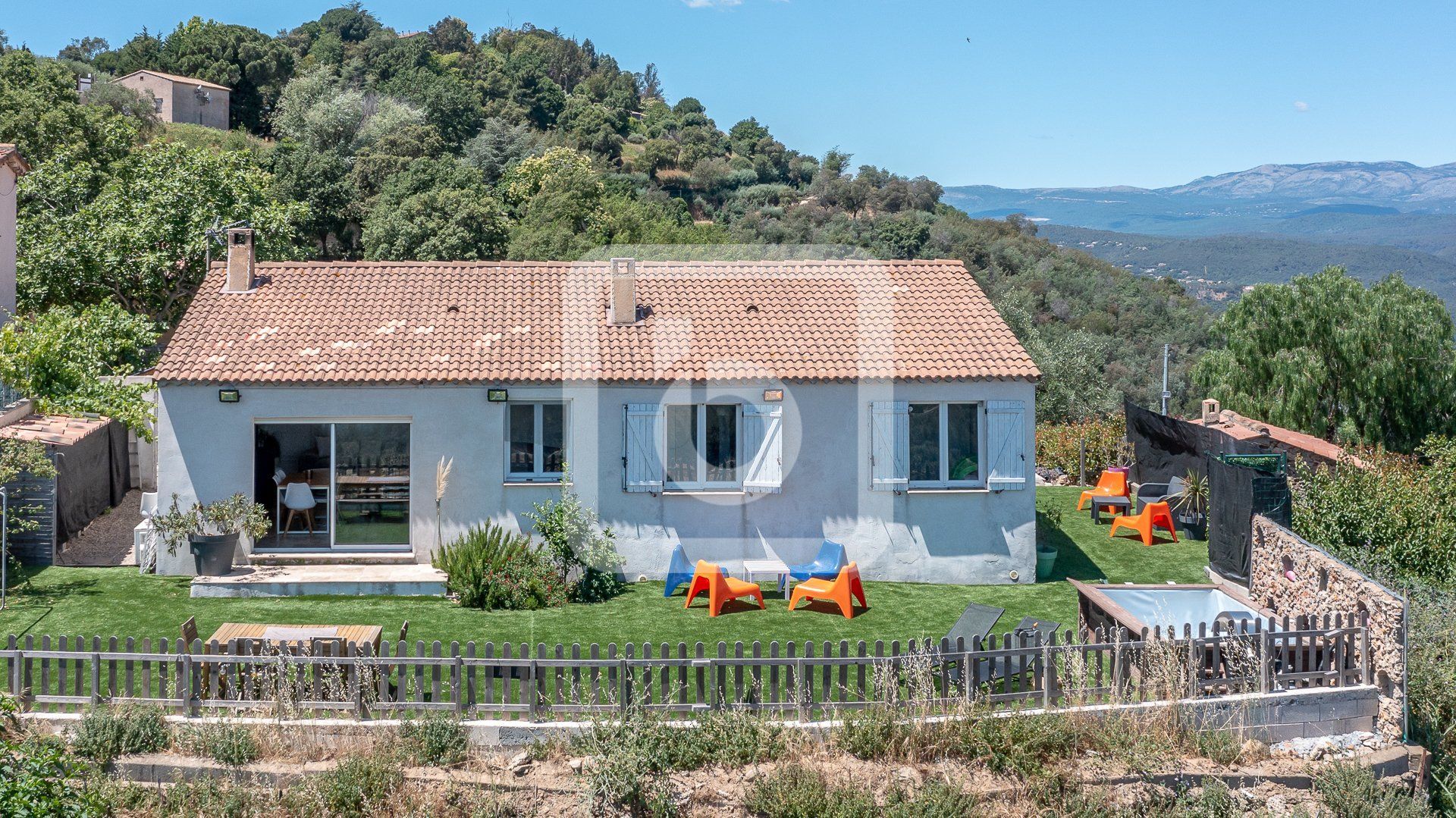 Huis in Tanneron, Provence-Alpes-Côte d'Azur 10845896