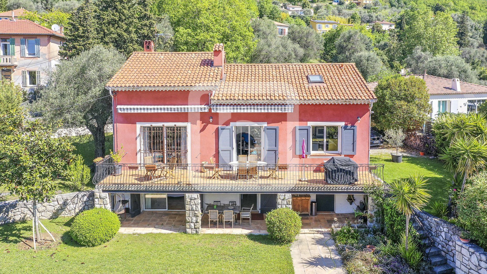 rumah dalam Châteauneuf, Provence-Alpes-Côte d'Azur 10845907