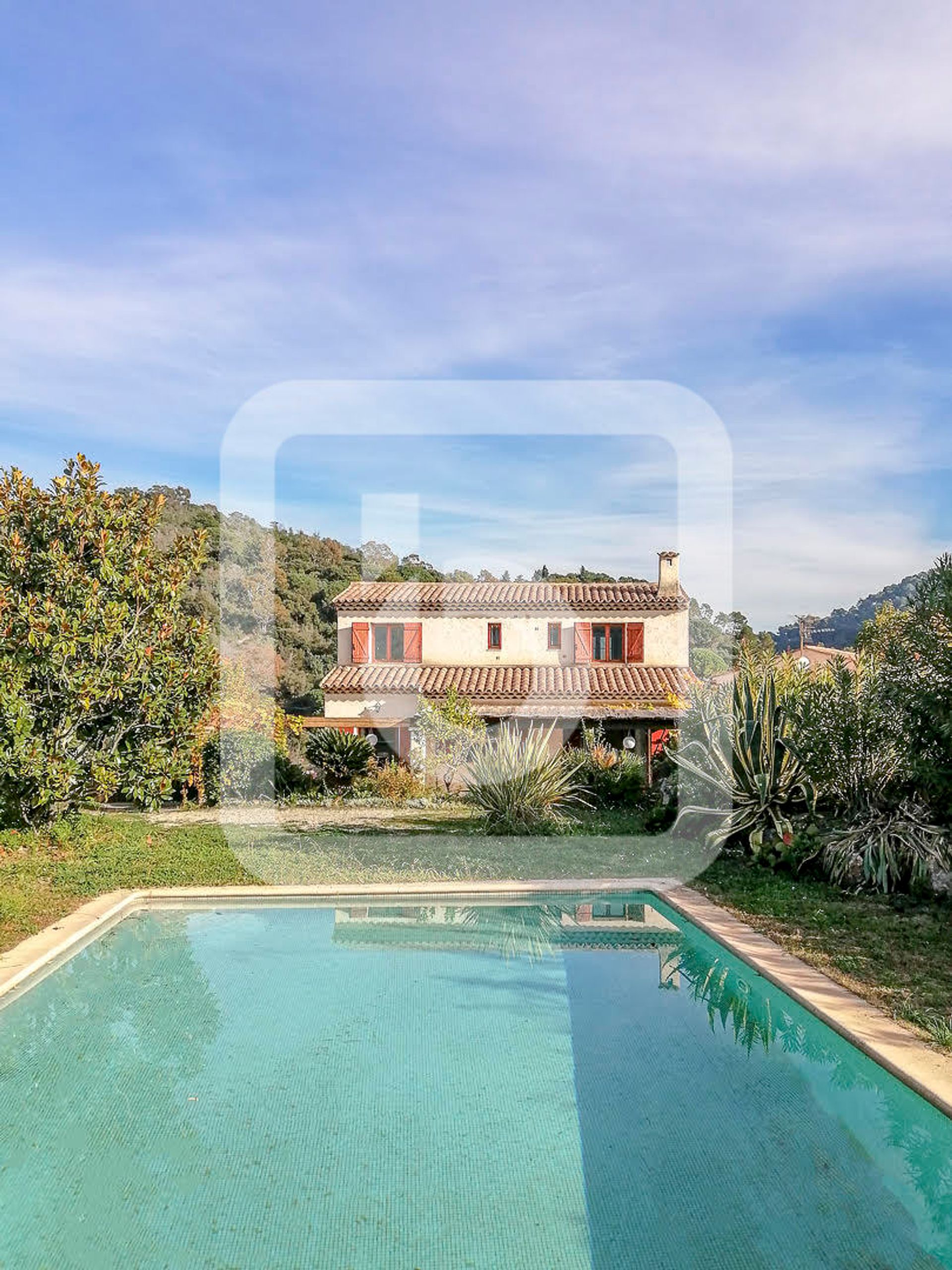 rumah dalam La Roquette-sur-Siagne, Provence-Alpes-Côte d'Azur 10845990