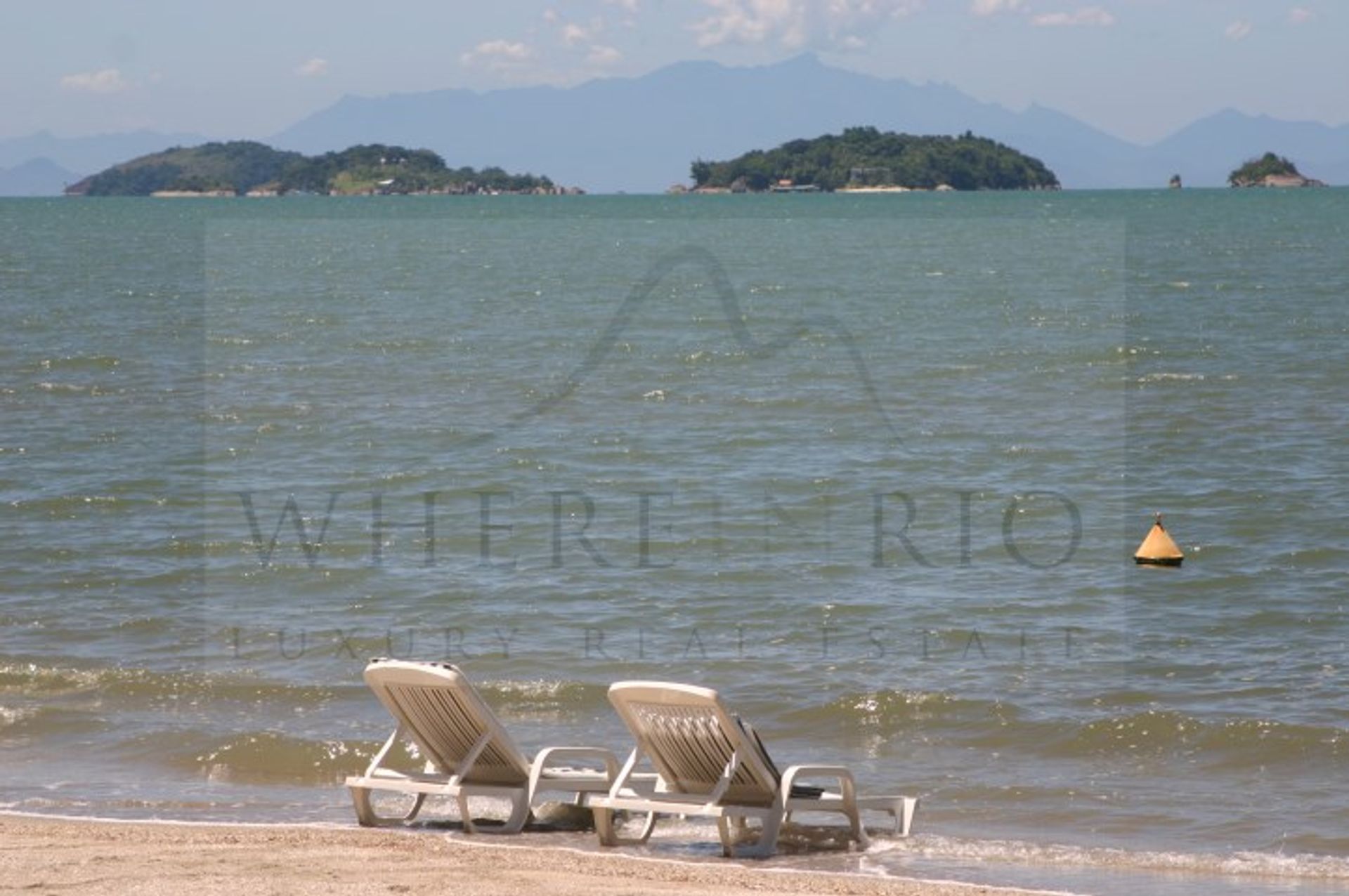 Retail in Paraty, State of Rio de Janeiro 10846588