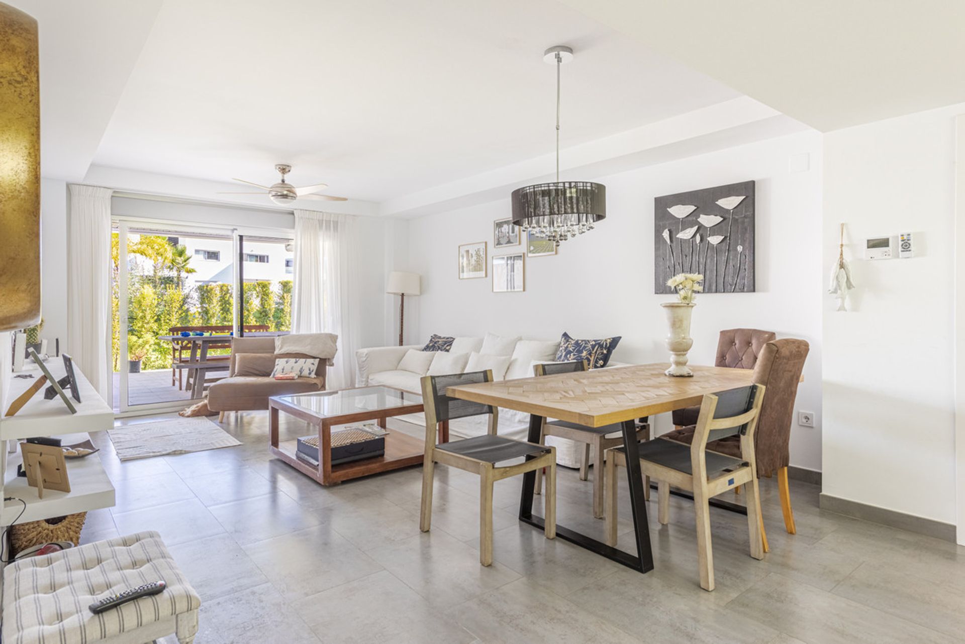 Condominio nel La Atalaya, Andalucía 10848050