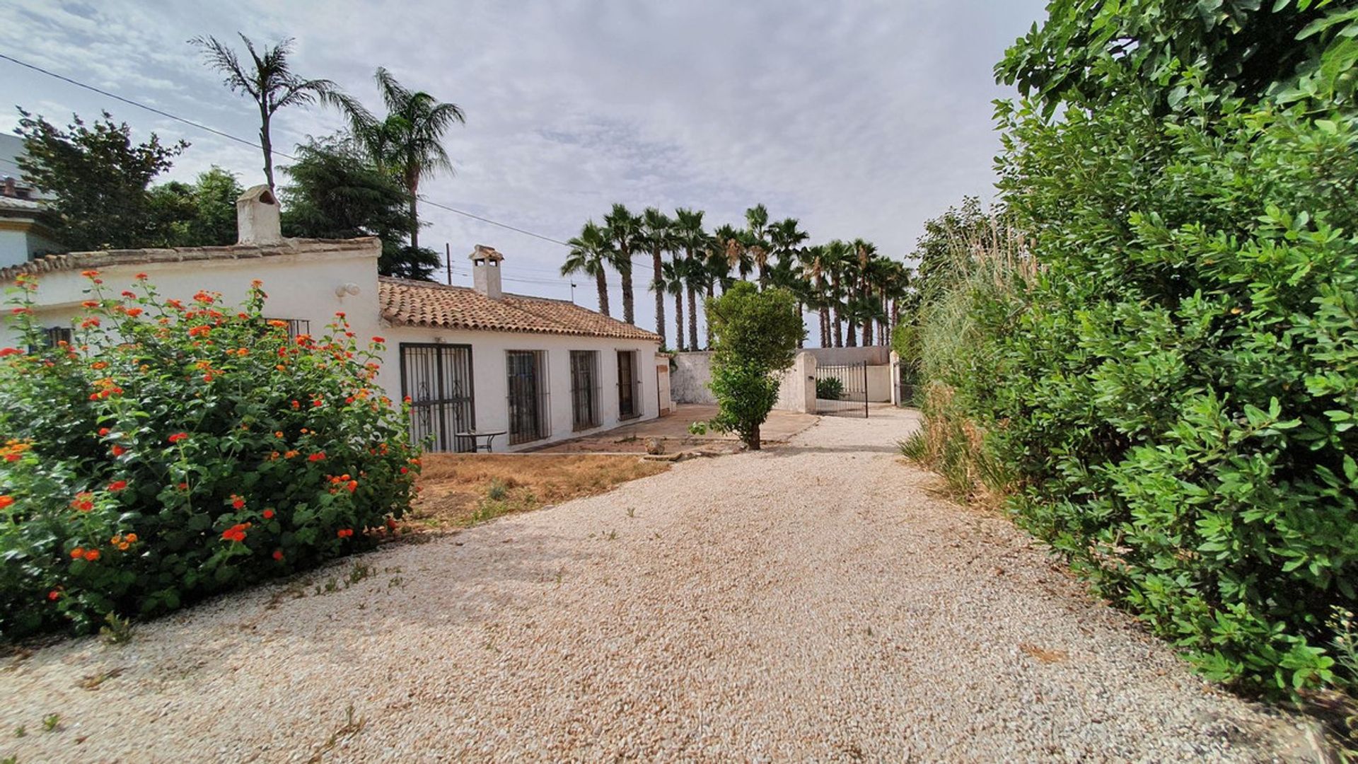 House in Alhaurin el Grande, Andalusia 10849122