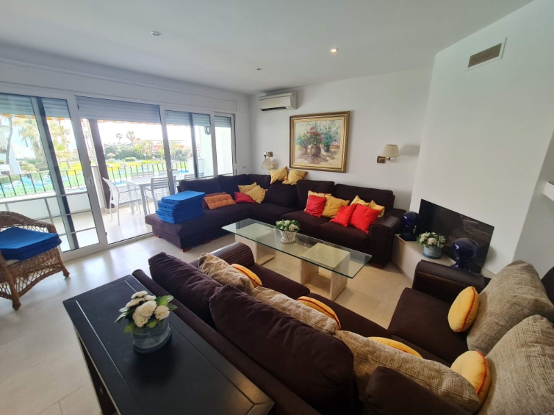 Condominium in Fuengirola, Andalusia 10849420