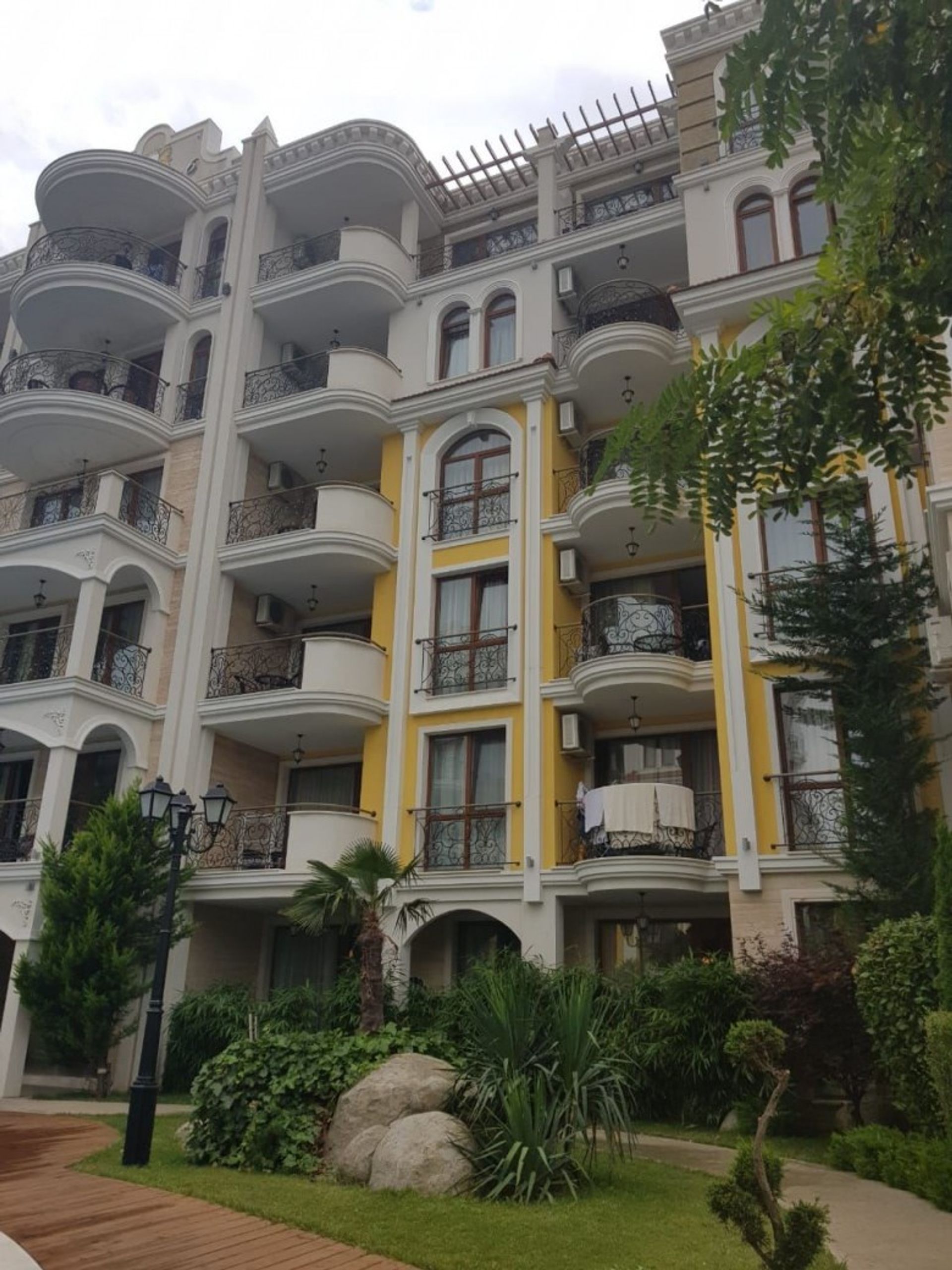 Condominio en , Burgas 10849753