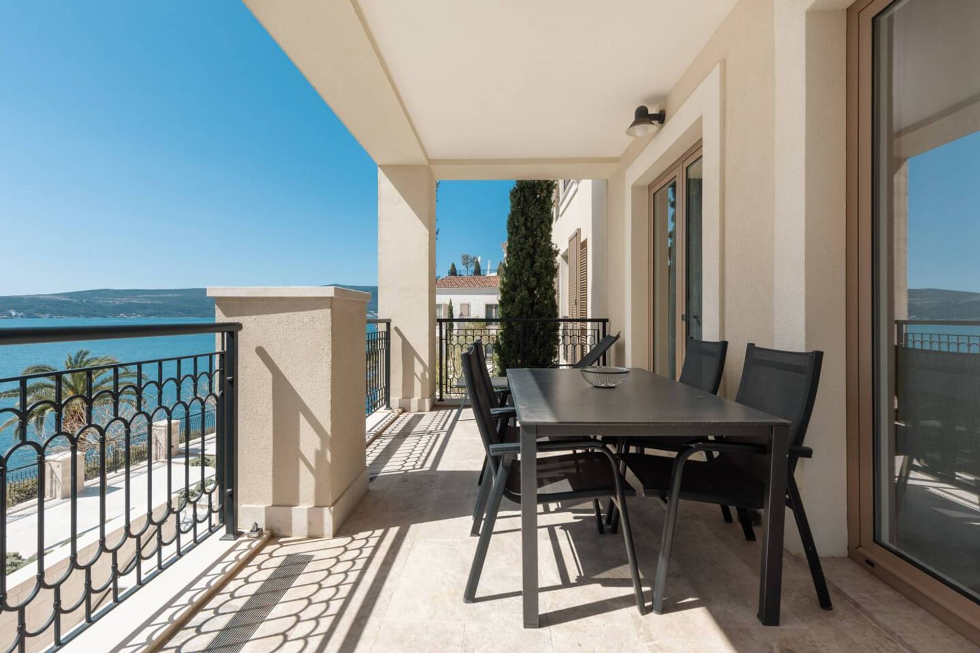 Condominio en Donja Lastva, Tivat 10849909