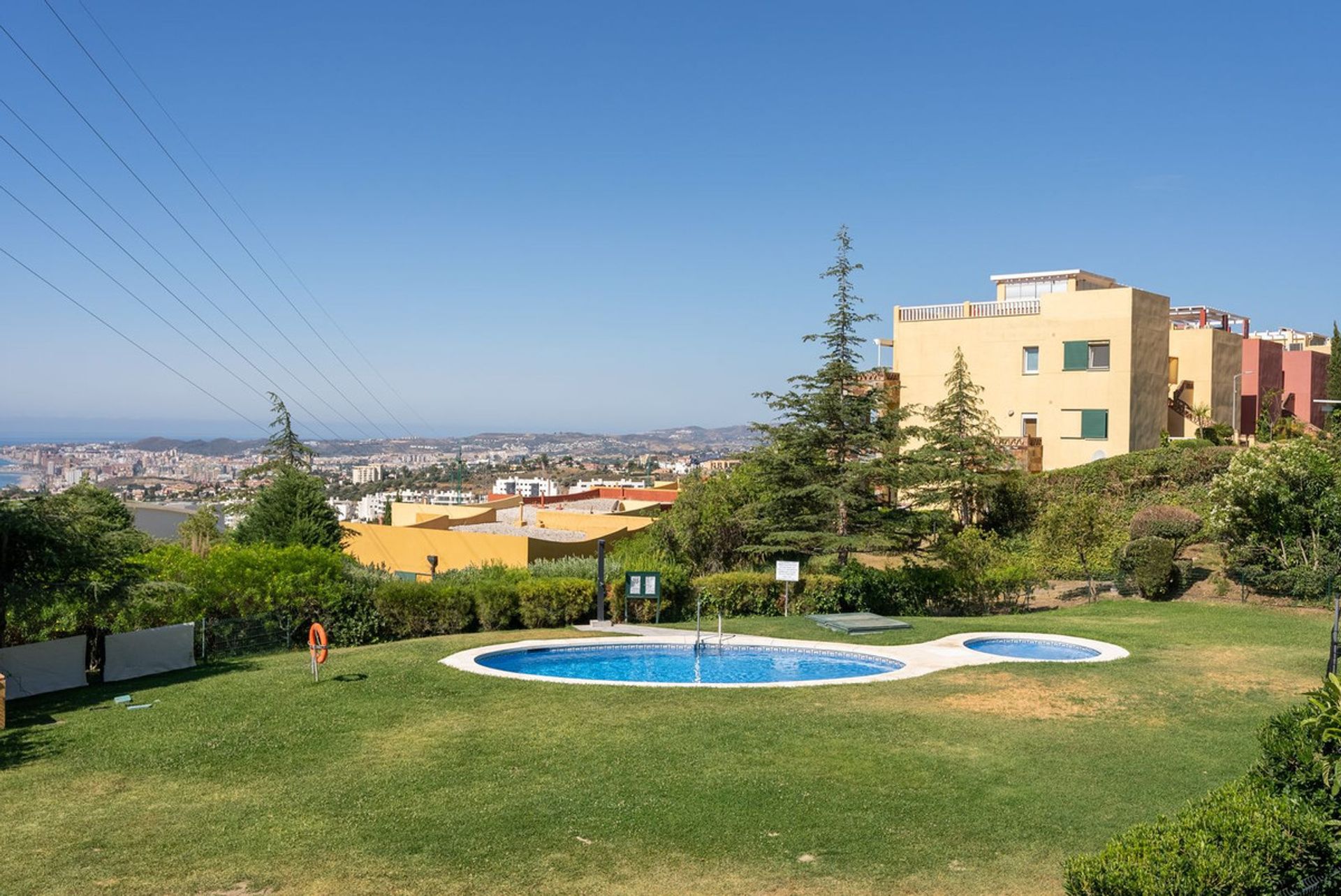 Condominio en Benalmádena, Andalucía 10850986