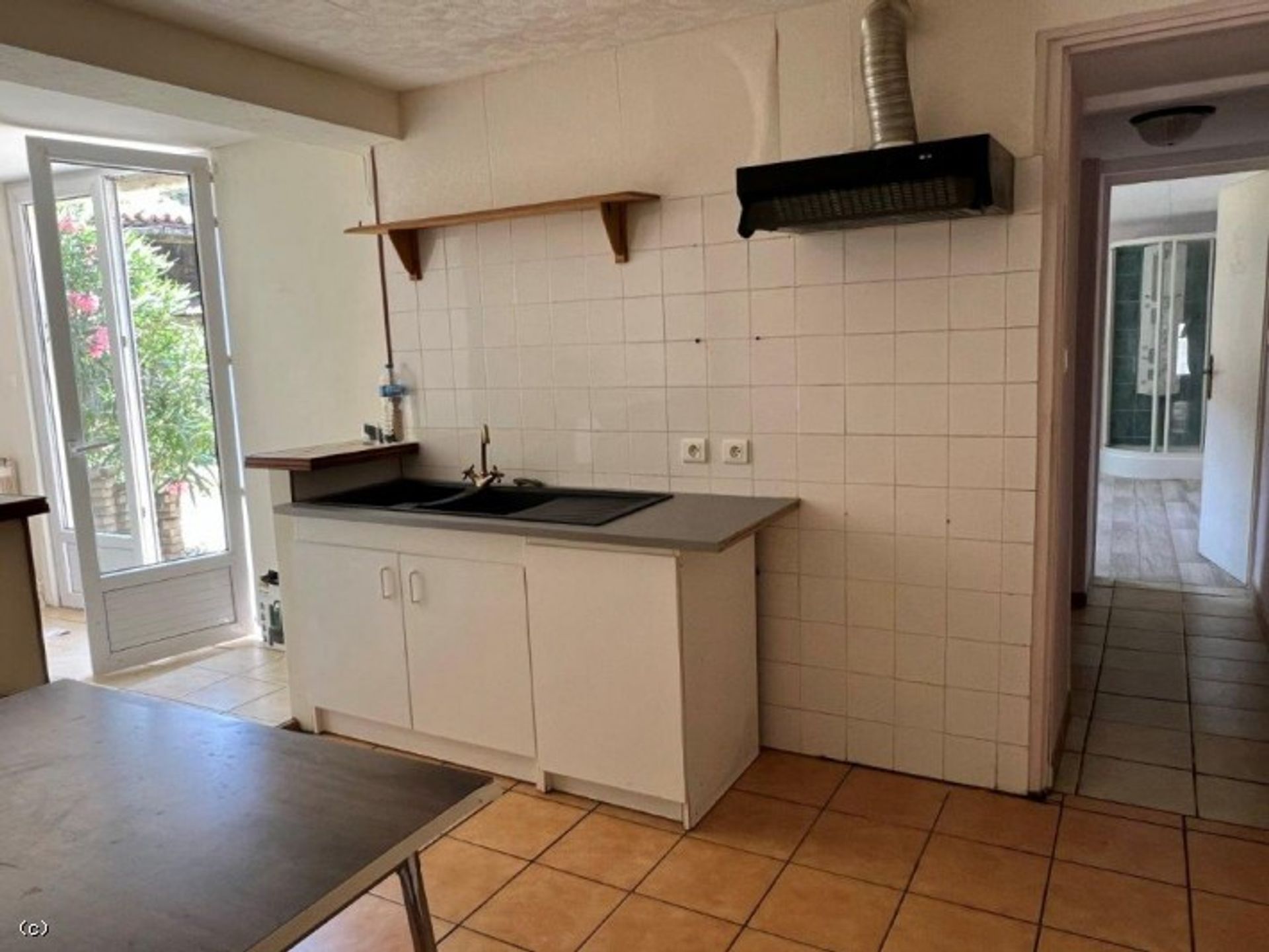 Huis in Ruffec, Nouvelle-Aquitaine 10852434