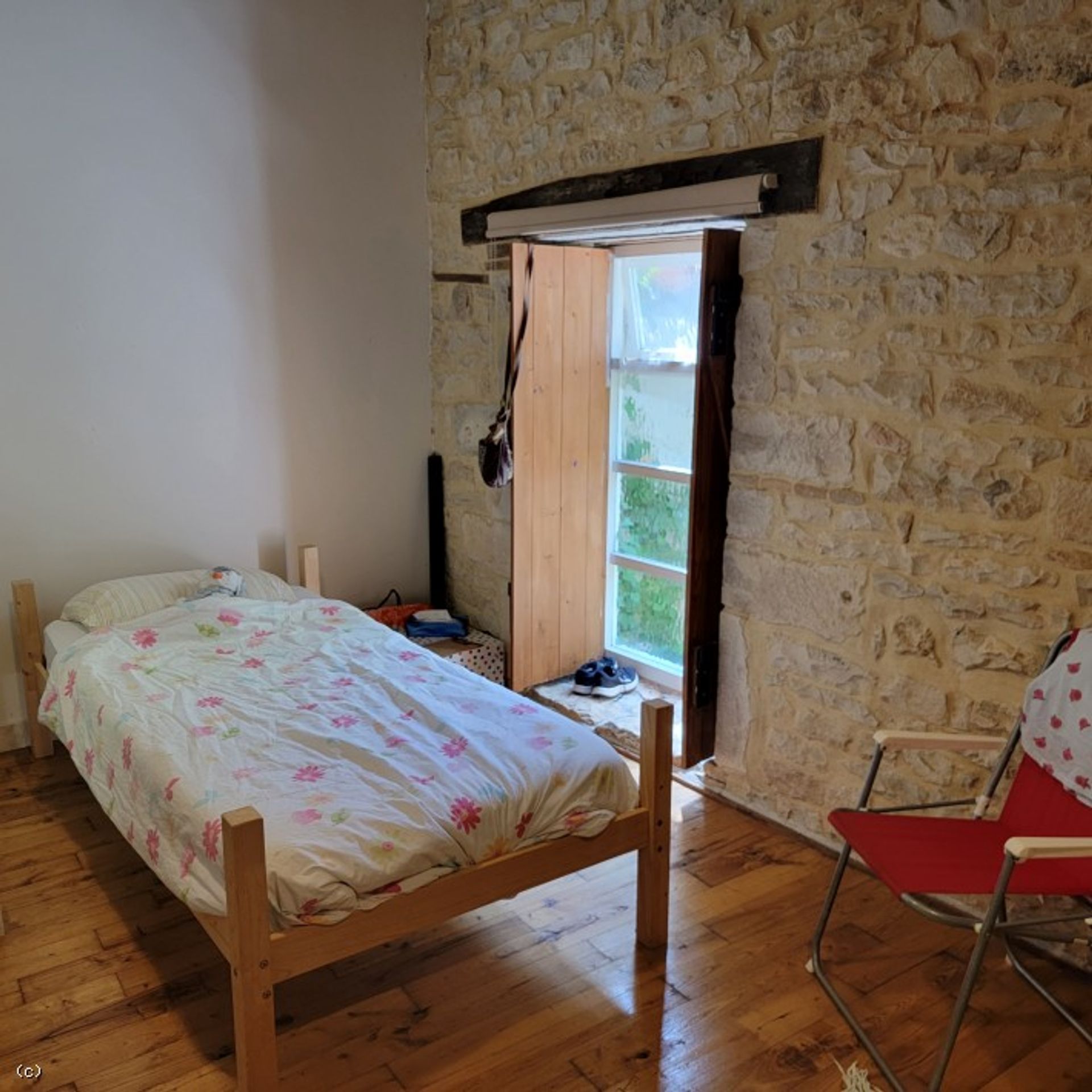 Hus i Nanteuil-en-Vallée, Nouvelle-Aquitaine 10852471