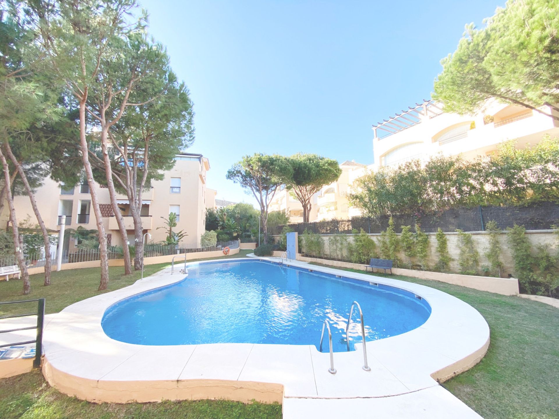 Condominio en Marbella, Andalucía 10852486