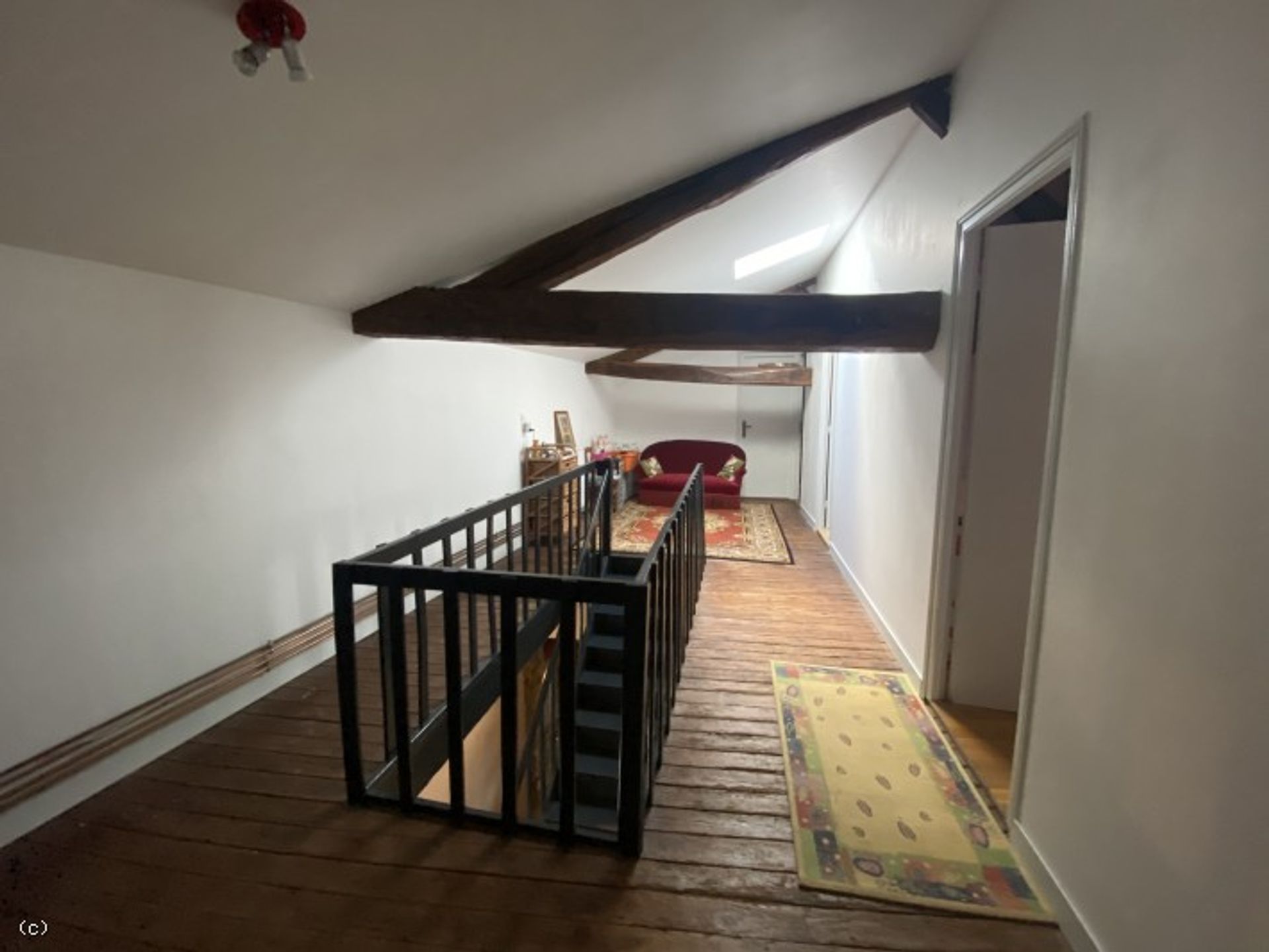 Haus im Ruffec, Nouvelle-Aquitaine 10852552