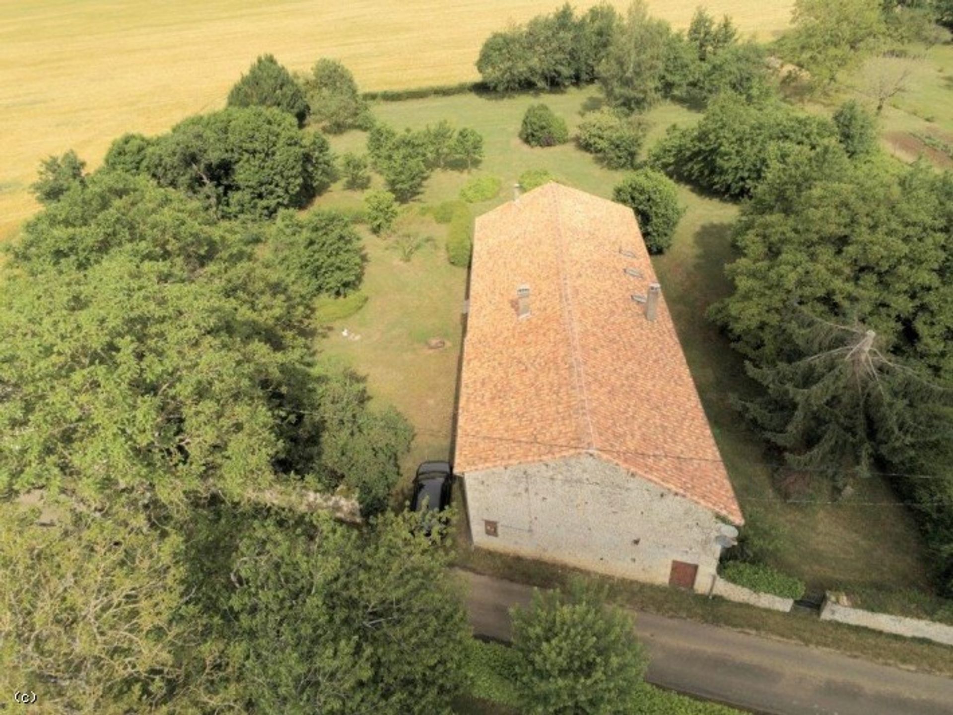 casa no Villefagnan, Nouvelle-Aquitaine 10852571