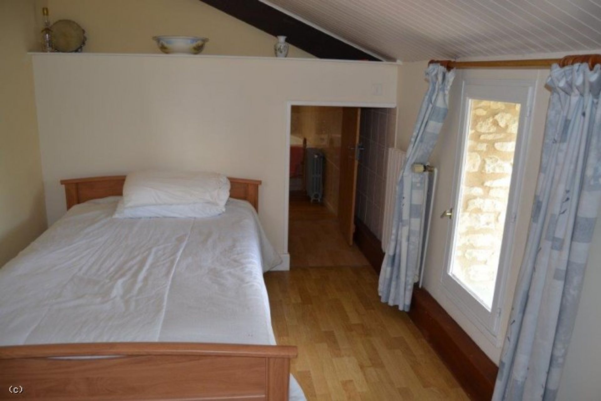 Huis in Champagne-Mouton, Nouvelle-Aquitaine 10852585